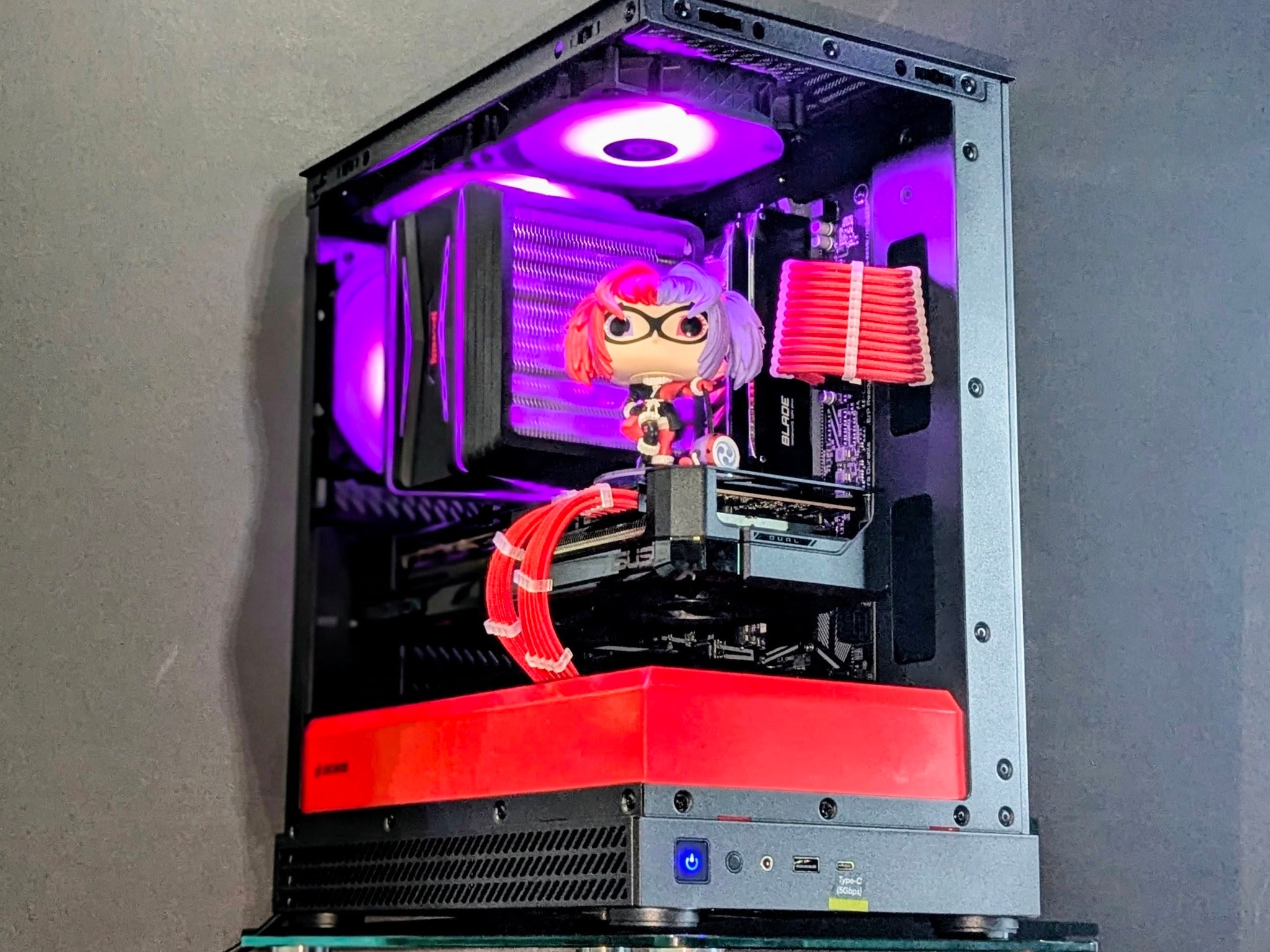 HARLEY QUINN 1440P Gaming PC 🔥 🖤♦️|🆕RX 7800XT|Ryzen 9|32GB RAM|1TB NVMe SSD|Windows 11
