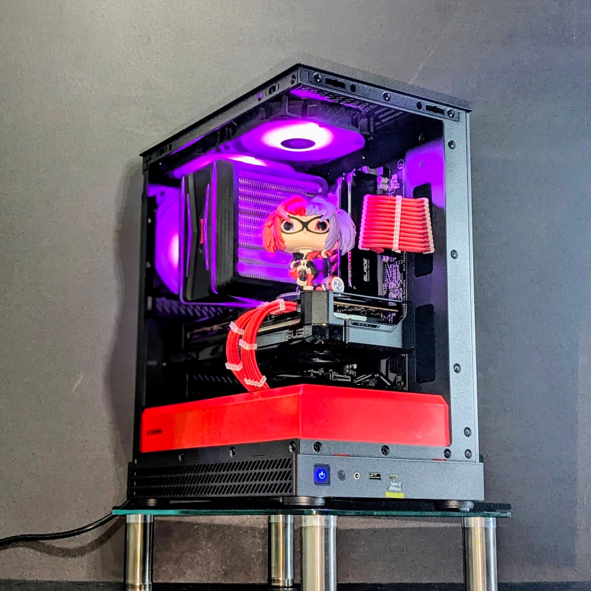HARLEY QUINN 1440P Gaming PC 🔥 🖤♦️|🆕RX 7800XT|Ryzen 9|32GB RAM|1TB NVMe SSD|Windows 11