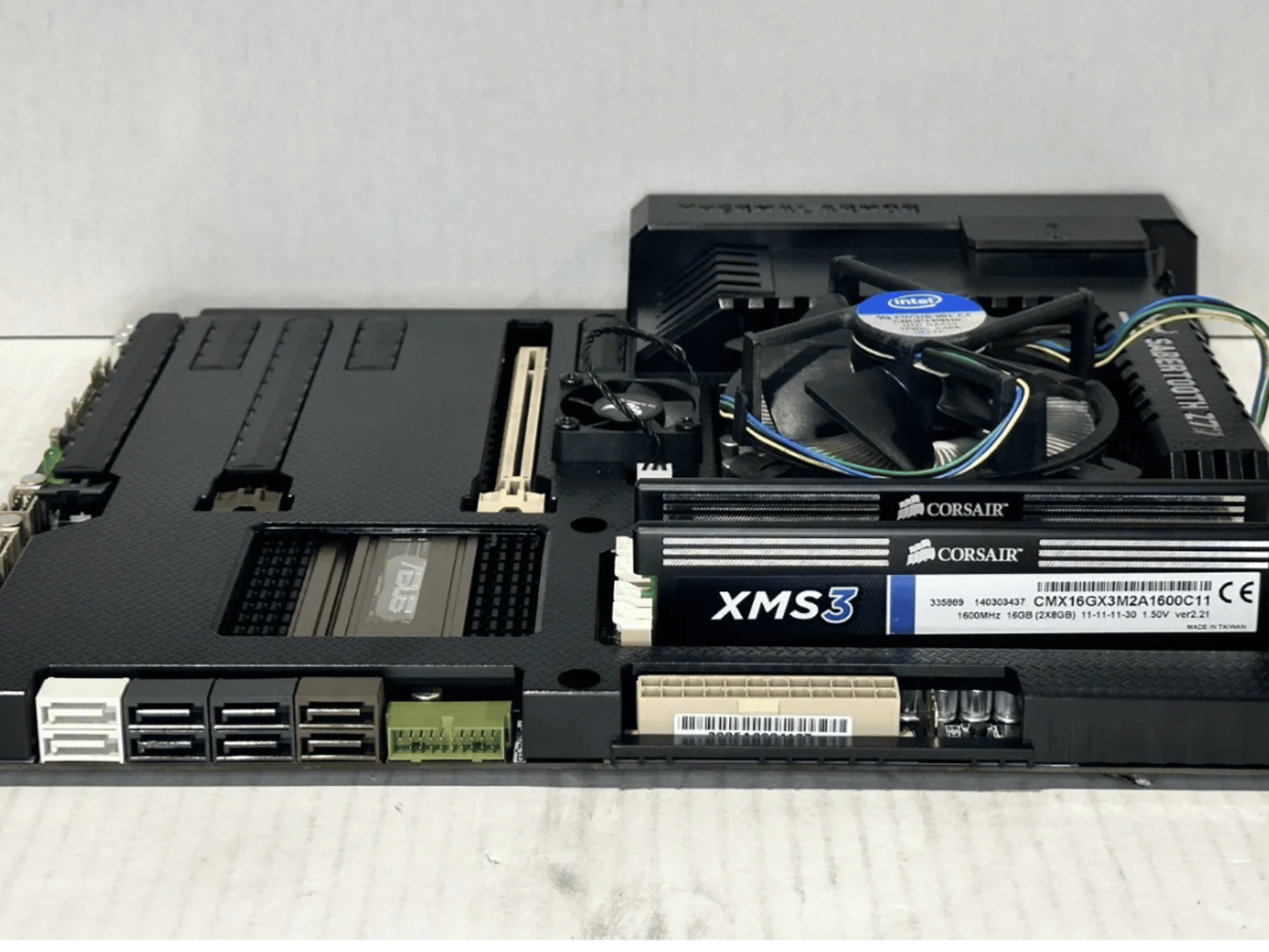 ASUS Sabertooth Z77 ATX Motherboard + 3.4GHz i7-3770 + 16GB RAM