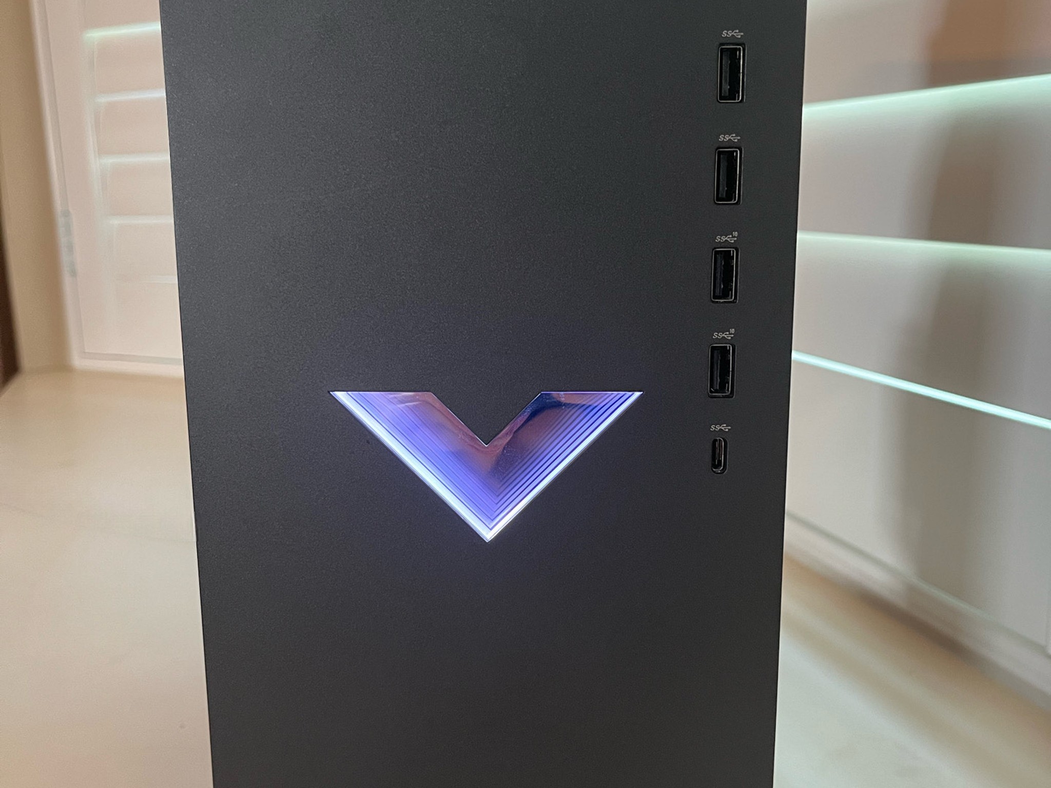 🥷Sleek RTX 1080p Gaming Beast 🥷Ryzen 5 5600G | RTX 3050 8GB | 16GB RAM | 512GB nvme
