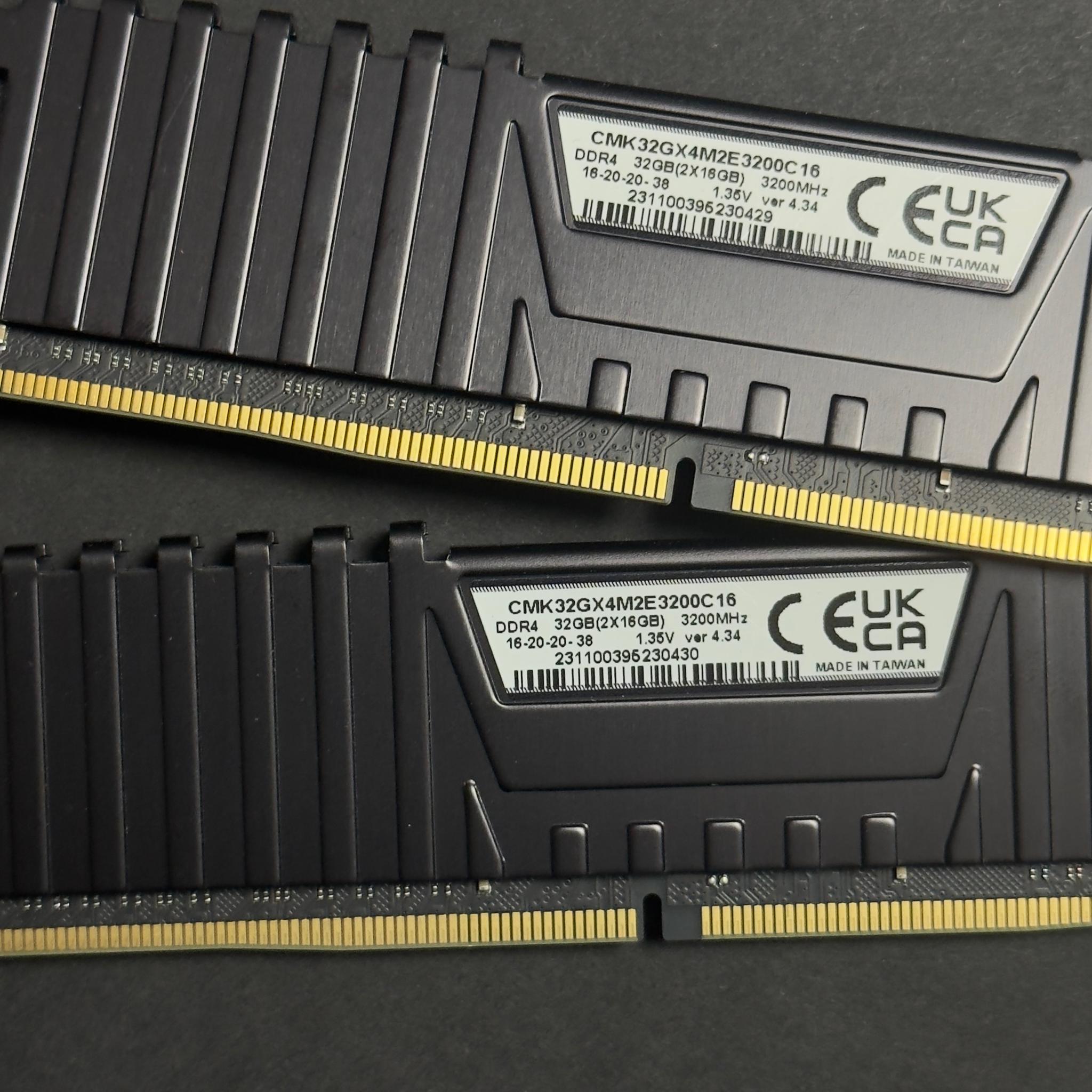 MOTHERBOARD CPU RAM COMBO 32GB DDR4 + SSD