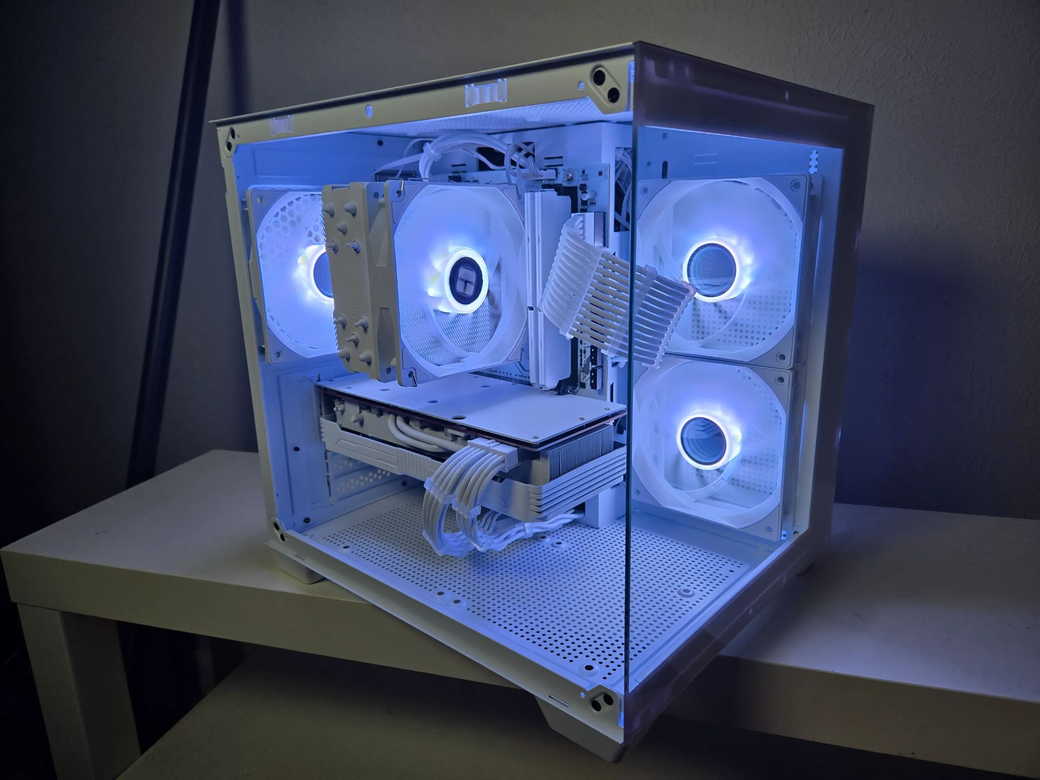 ❄️ SNOWFLAKE | RX 5700XT 8GB | Ryzen 5 3500X | 16GB DDR4 | 512GB NVME SSD