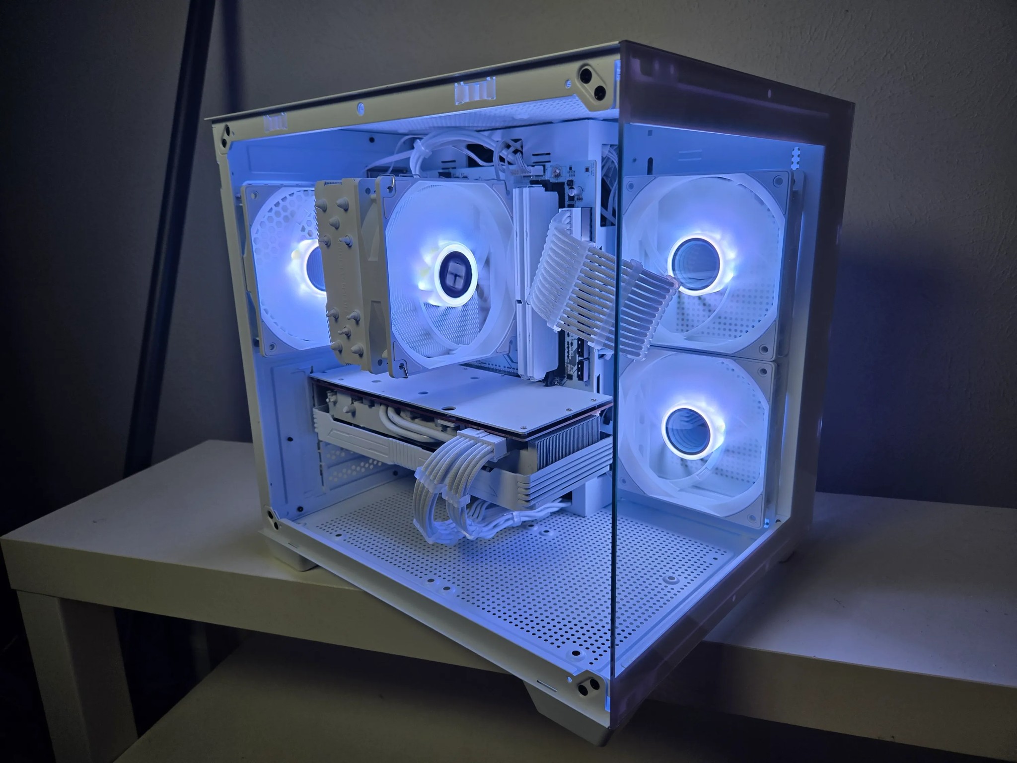 ❄️ SNOWFLAKE | RX 5700XT 8GB | Ryzen 5 3500X | 16GB DDR4 | 512GB NVME SSD