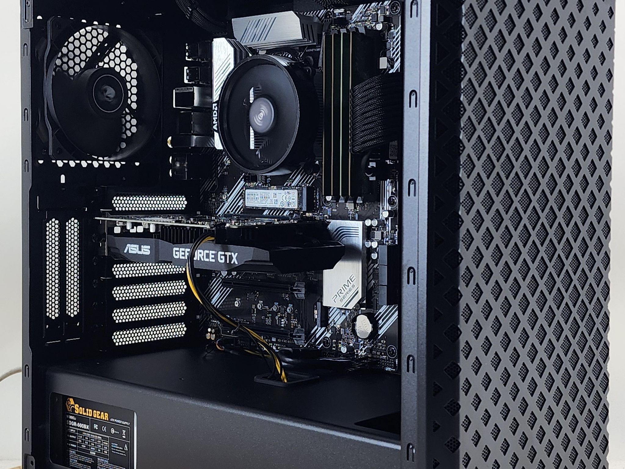 Gaming PC Ryzen 5 5500 16GB RAM 512GB SSD GTX 1650 4GB Windows 11 Computer