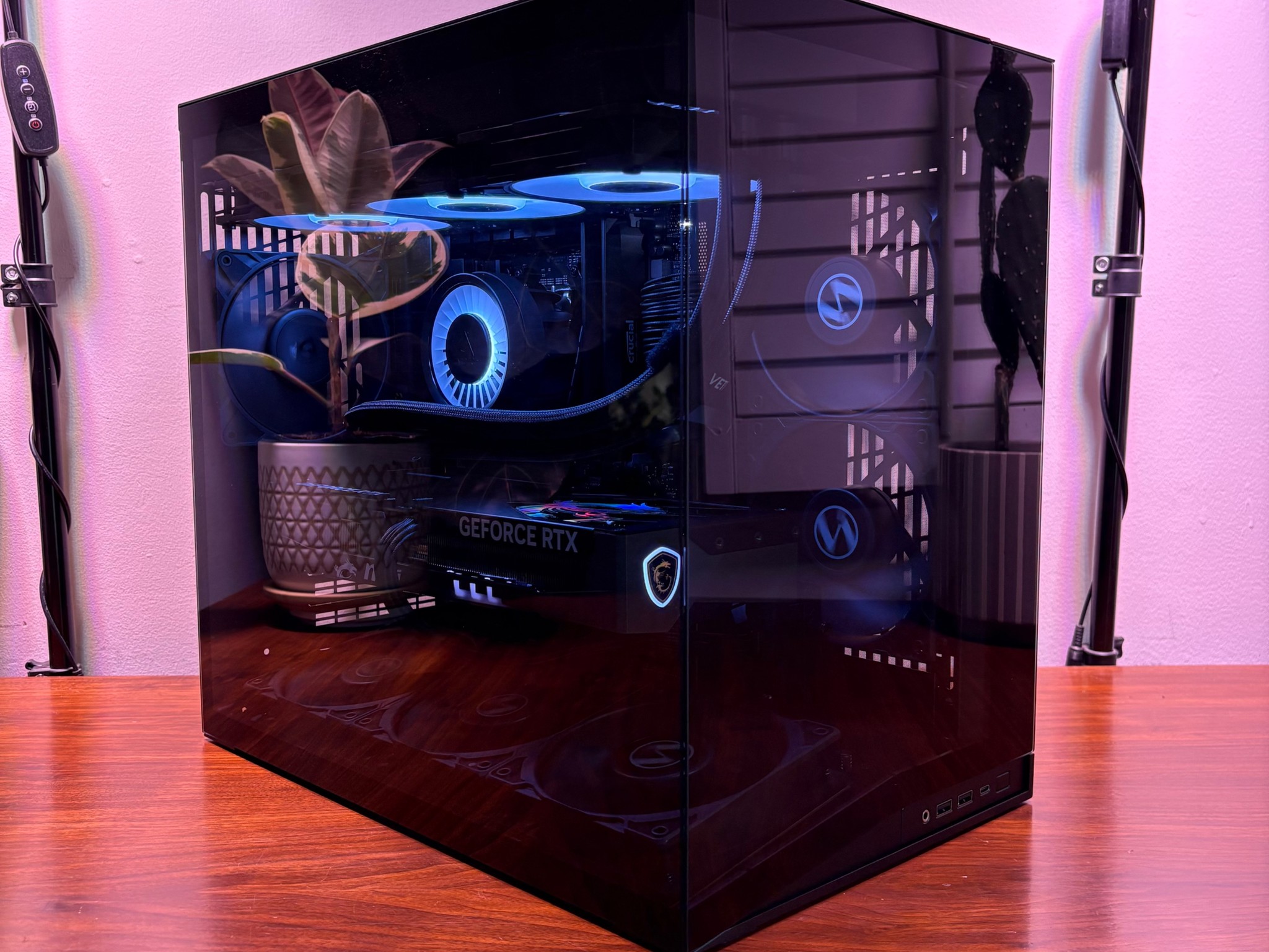 RTX 5080 | Ryzen 7 7800X3D | 32GB DDR5 | 2TB NVMe | 850W PSU | 360mm AIO | Lian Li O11D Mini V2