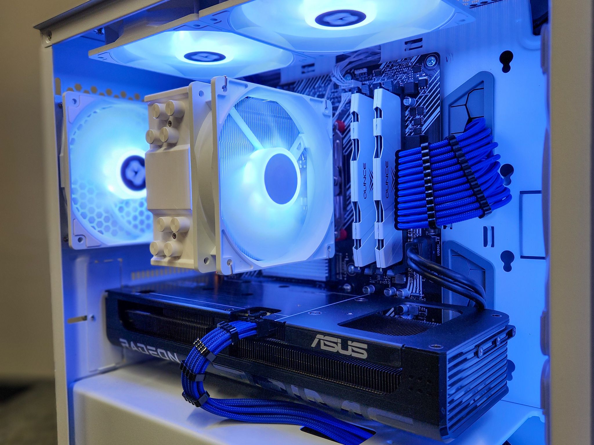 Arctic Blaze 🔥 Custom Gaming PC | Ryzen 7 5800XT | RX 9060 XT | 32GB RAM | 1TB SSD