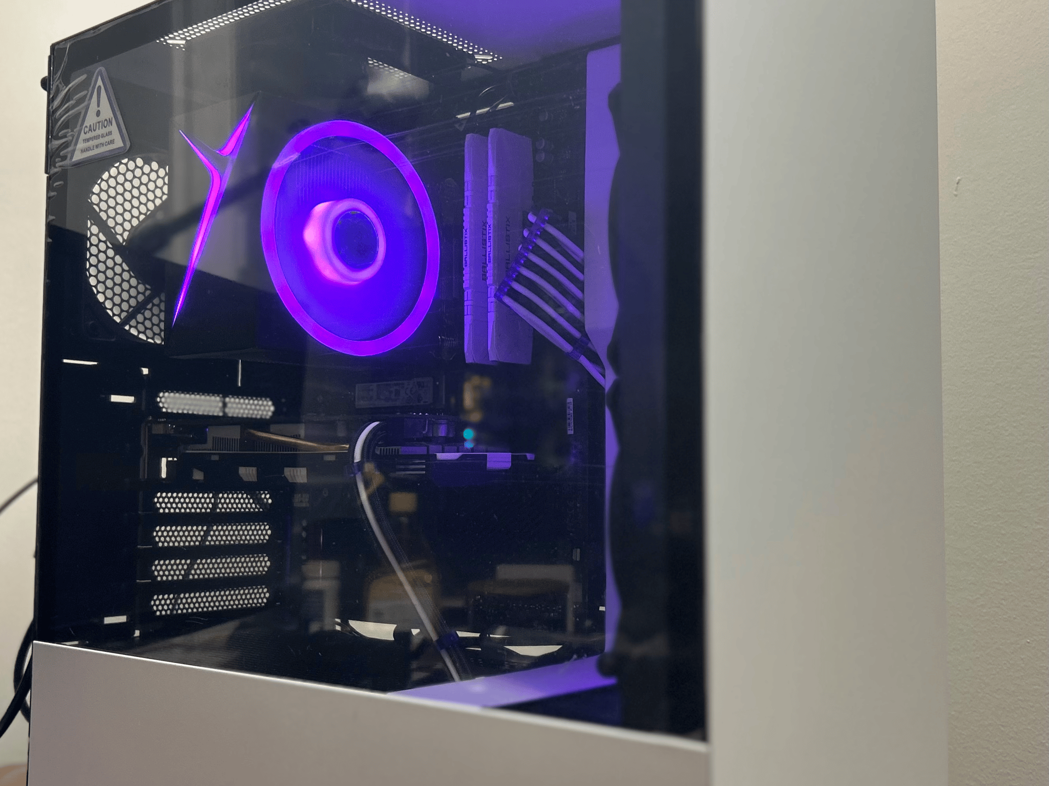 Budget Sandcrawler Special! Ryzen 2600X | GTX 1060 6GB | 16GB Ram | 256GB SSD | 4TB HDD