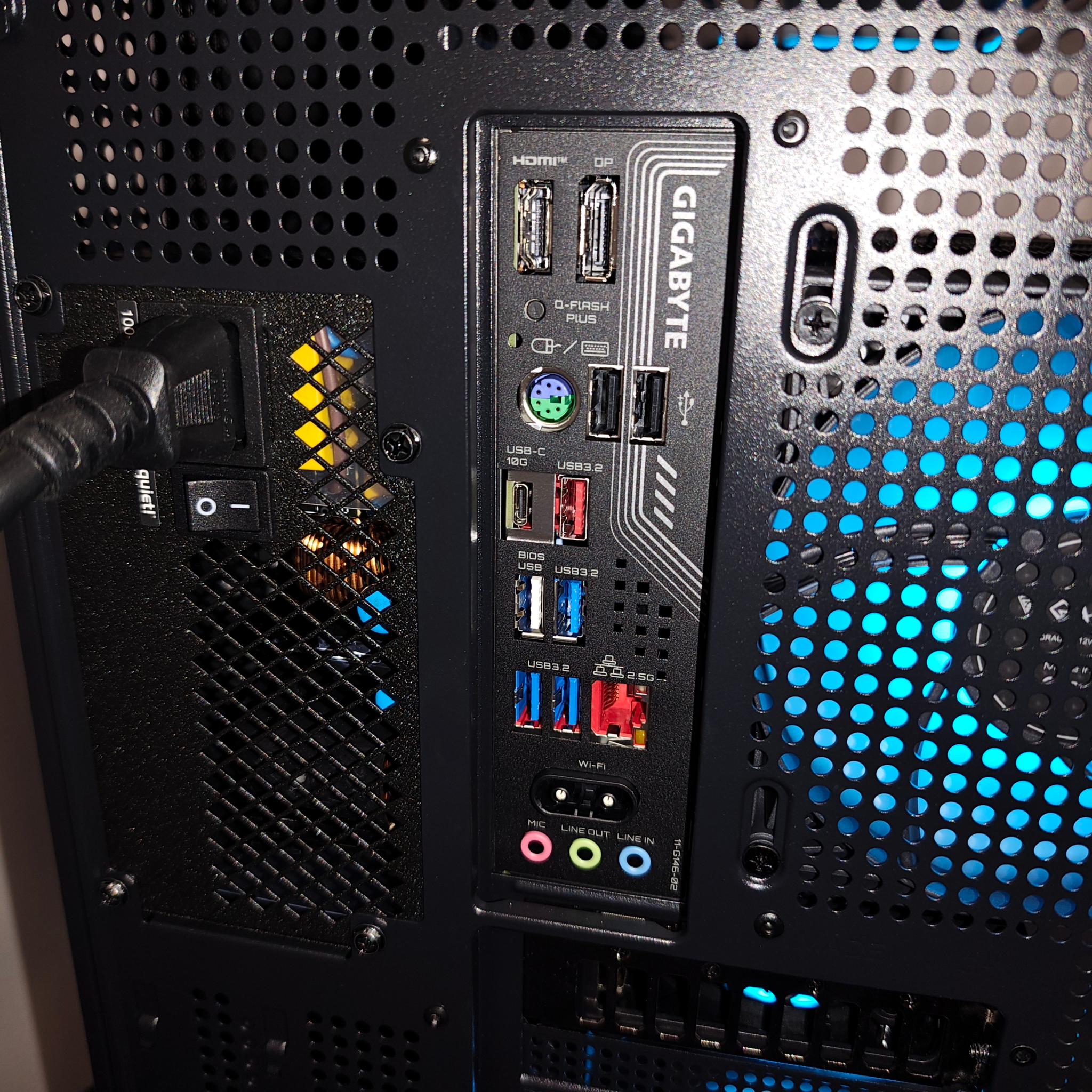 THE STAGE, custom 4k high end RTX 5070 Gaming pc with 32 gb of ddr5 ram!