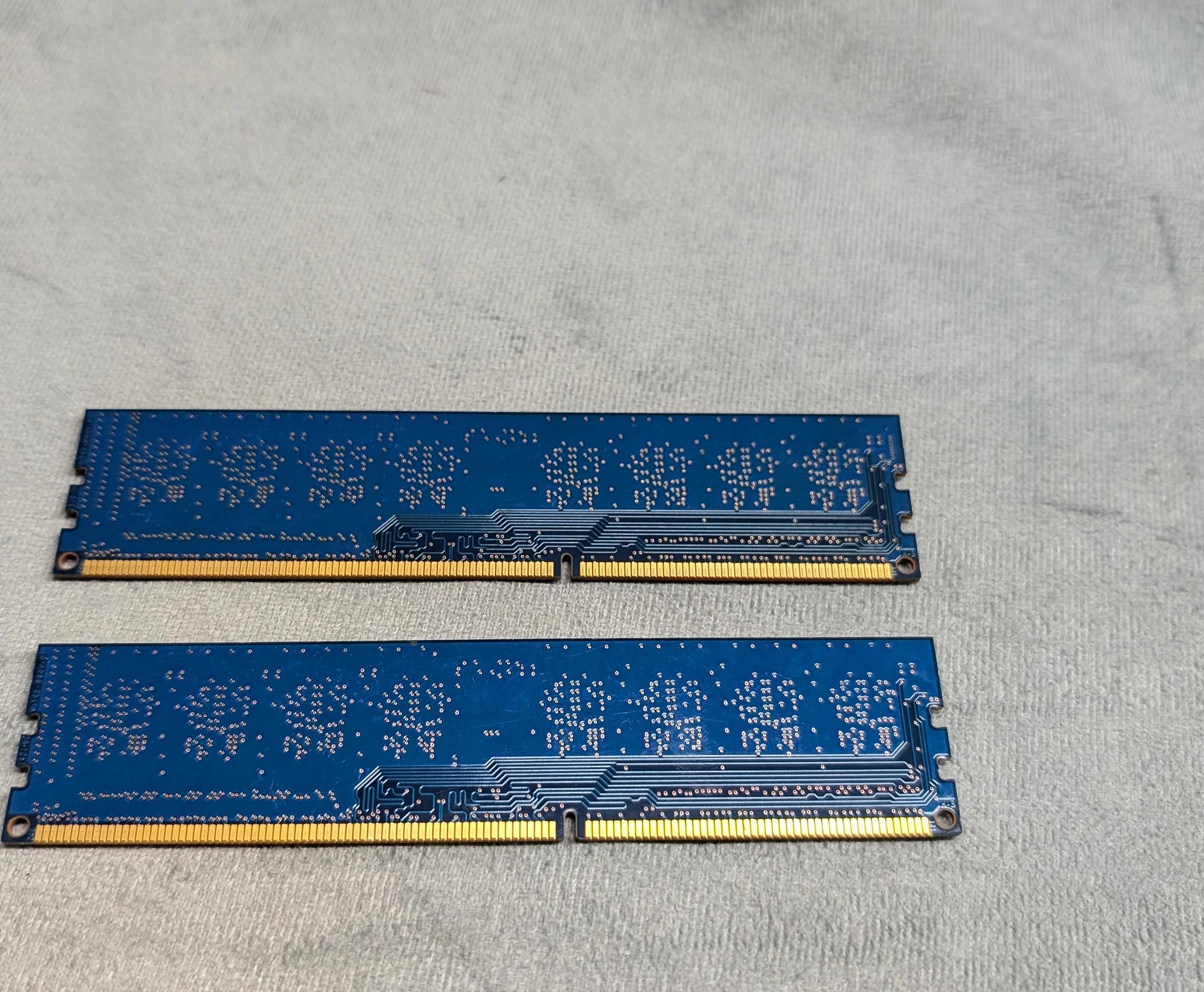 SK Hynix 8GB (2x4GB) DDR3-1600  CL11