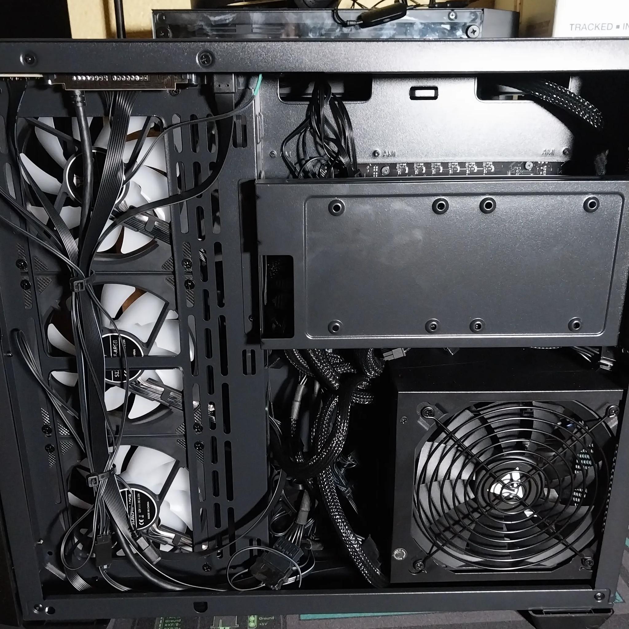 R5 7500F - RX6700XT - 32GB - 1TB SSD