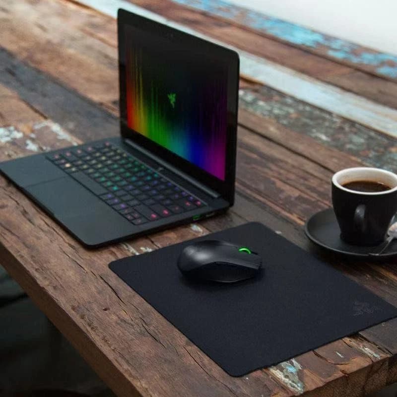 Share Razer Goliathus Mobile Gaming Mouse Pad 270mm x 215mm
