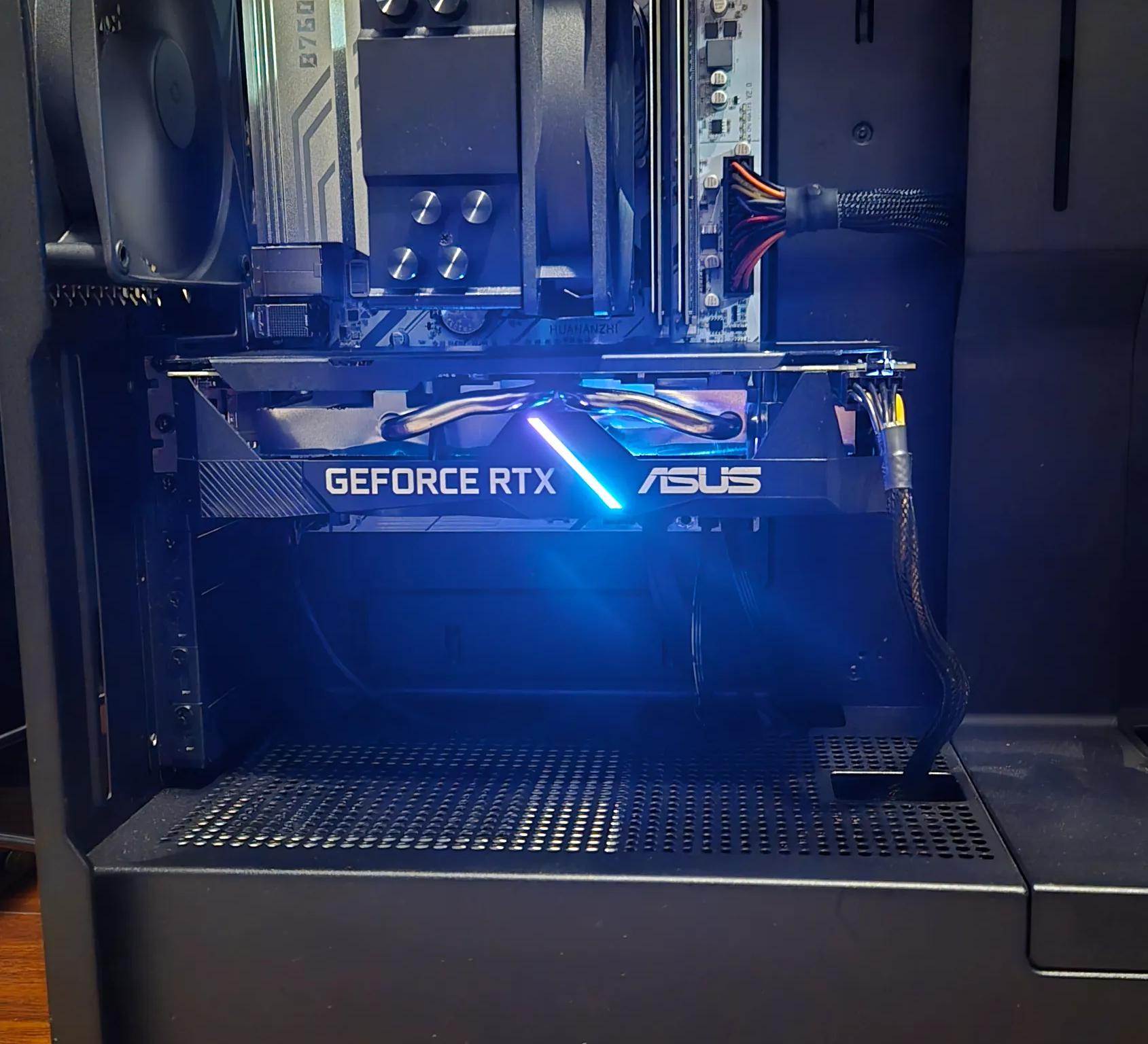 **MOVING SALE** 🌌 STEALTH 🌌 RTX 2060 / I5-12400F / 1TB SSD / 16GB DDR4