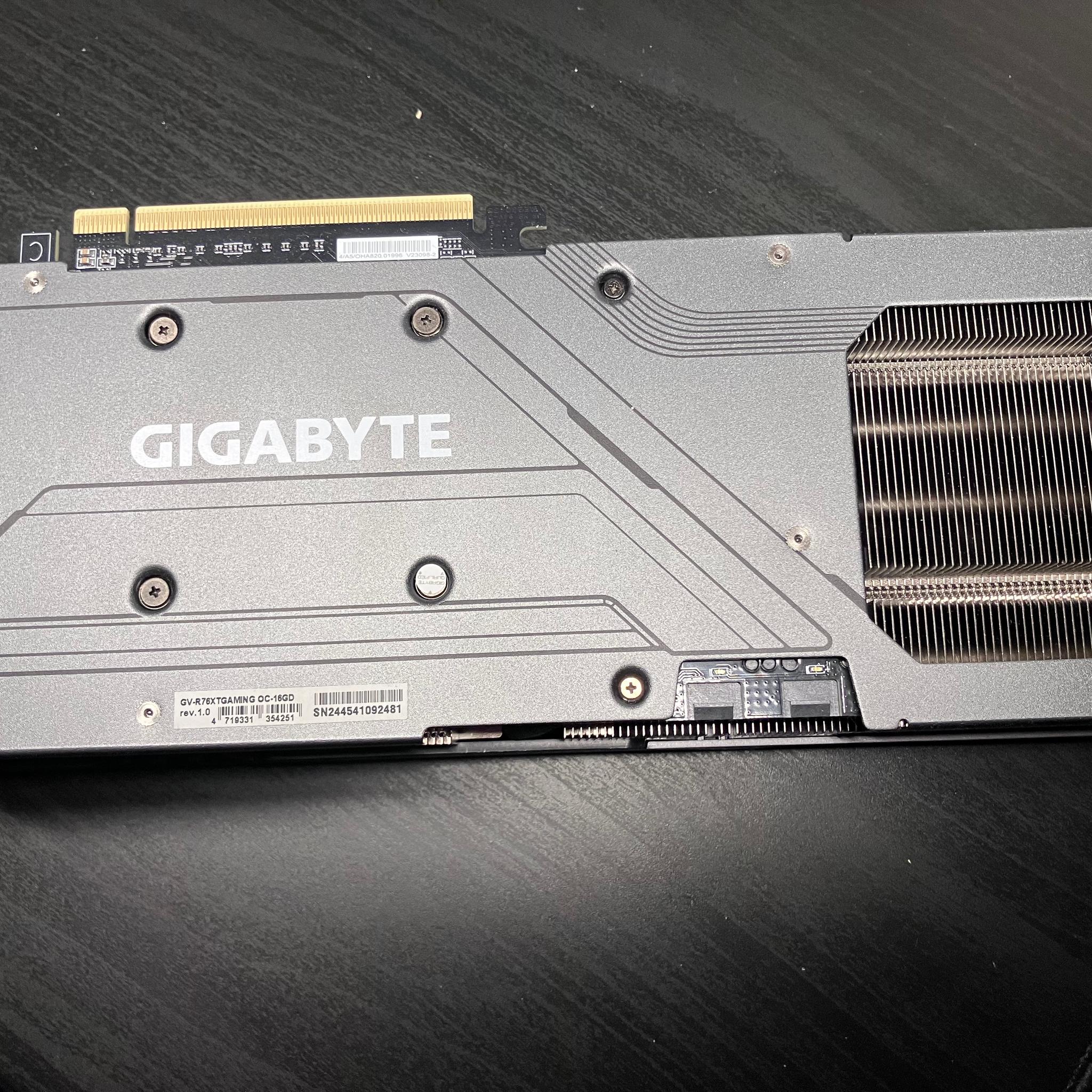 Gigabyte Radeon RX 7600 XT GAMING OC 16G