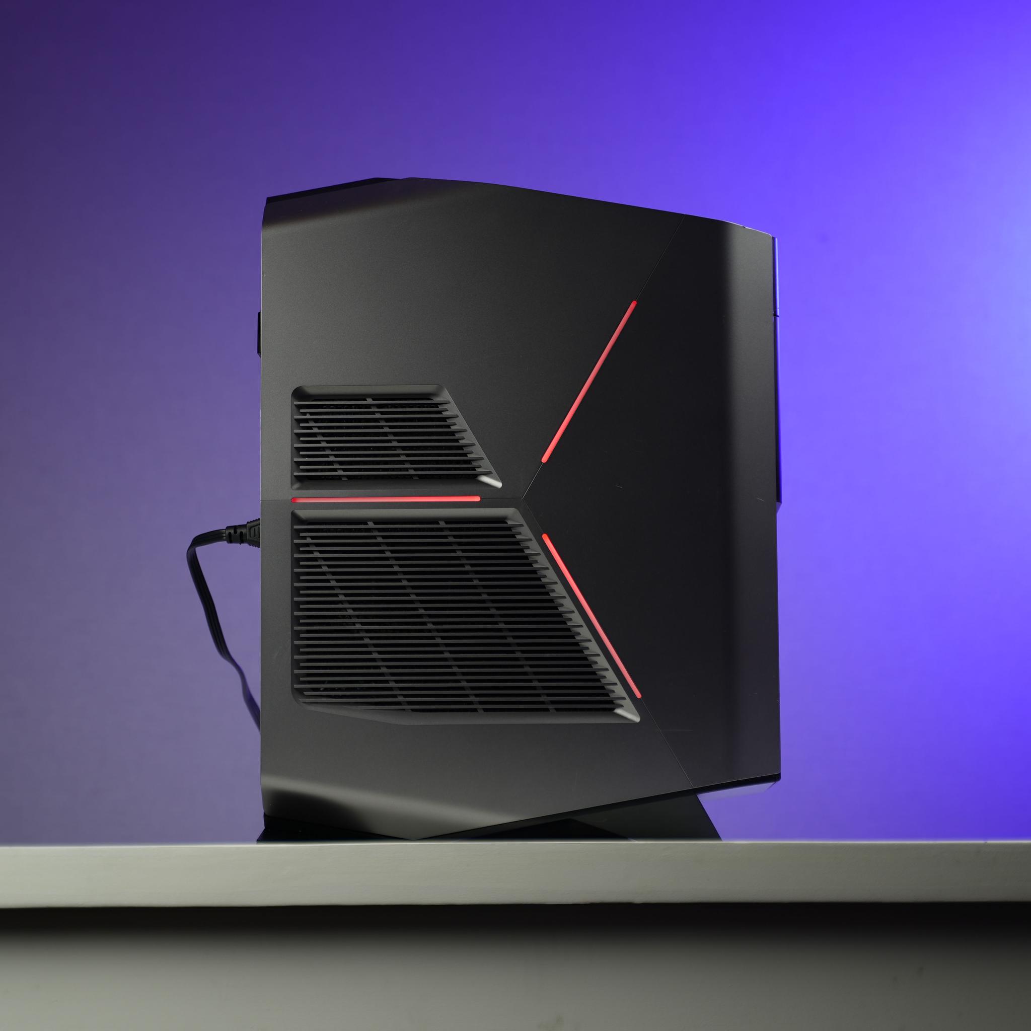 \ AF-03 / GTX 1070 Intel Core i7 8700 16GB .5TB Windows 11 Gaming PC Powerhouse