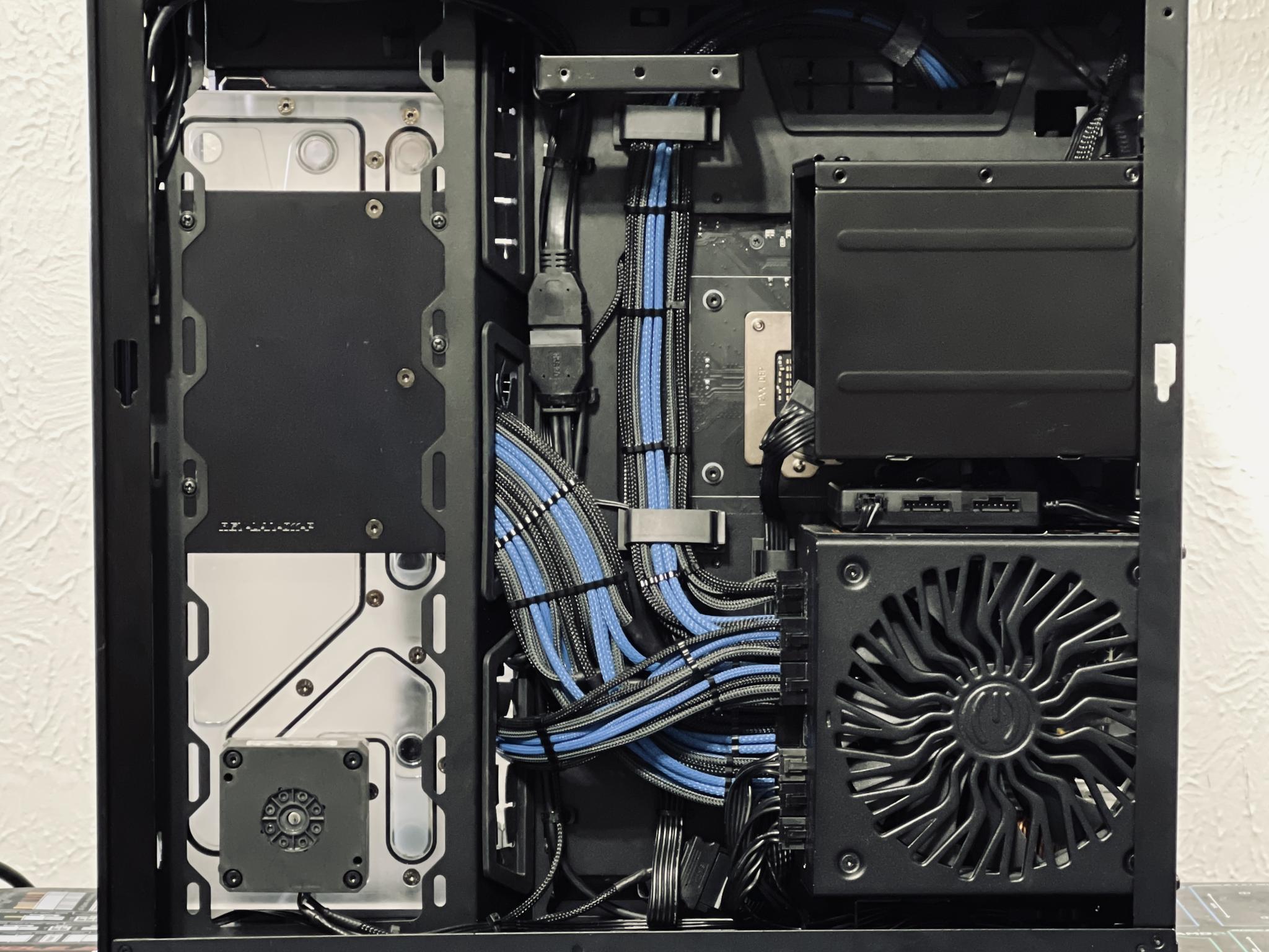 Custom gaming PC - 11700K | RTX 3080 Ti | 64GB DDR4-3600 | 3TB NVMe | full custom cooling