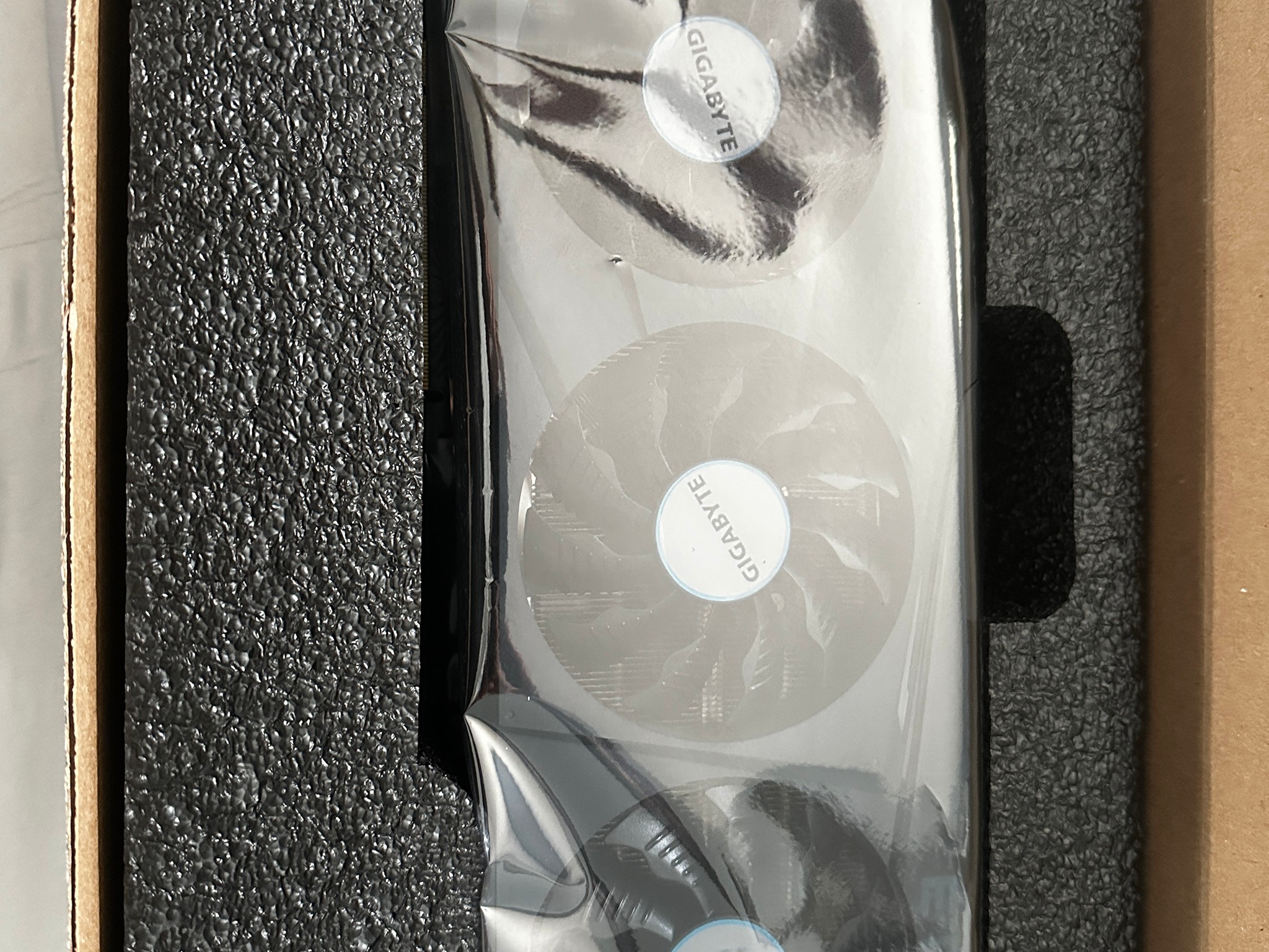 GIGABYTE GeForce RTX 3080 EAGLE 10GB GDDR6X Graphics Card BRAND NEW