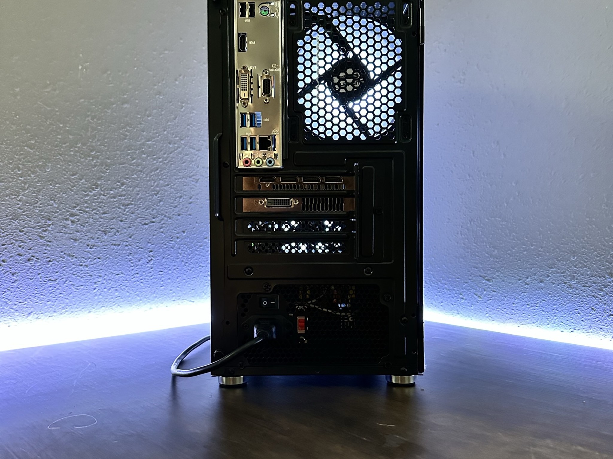 Intel i7 // RX 580 Gaming PC