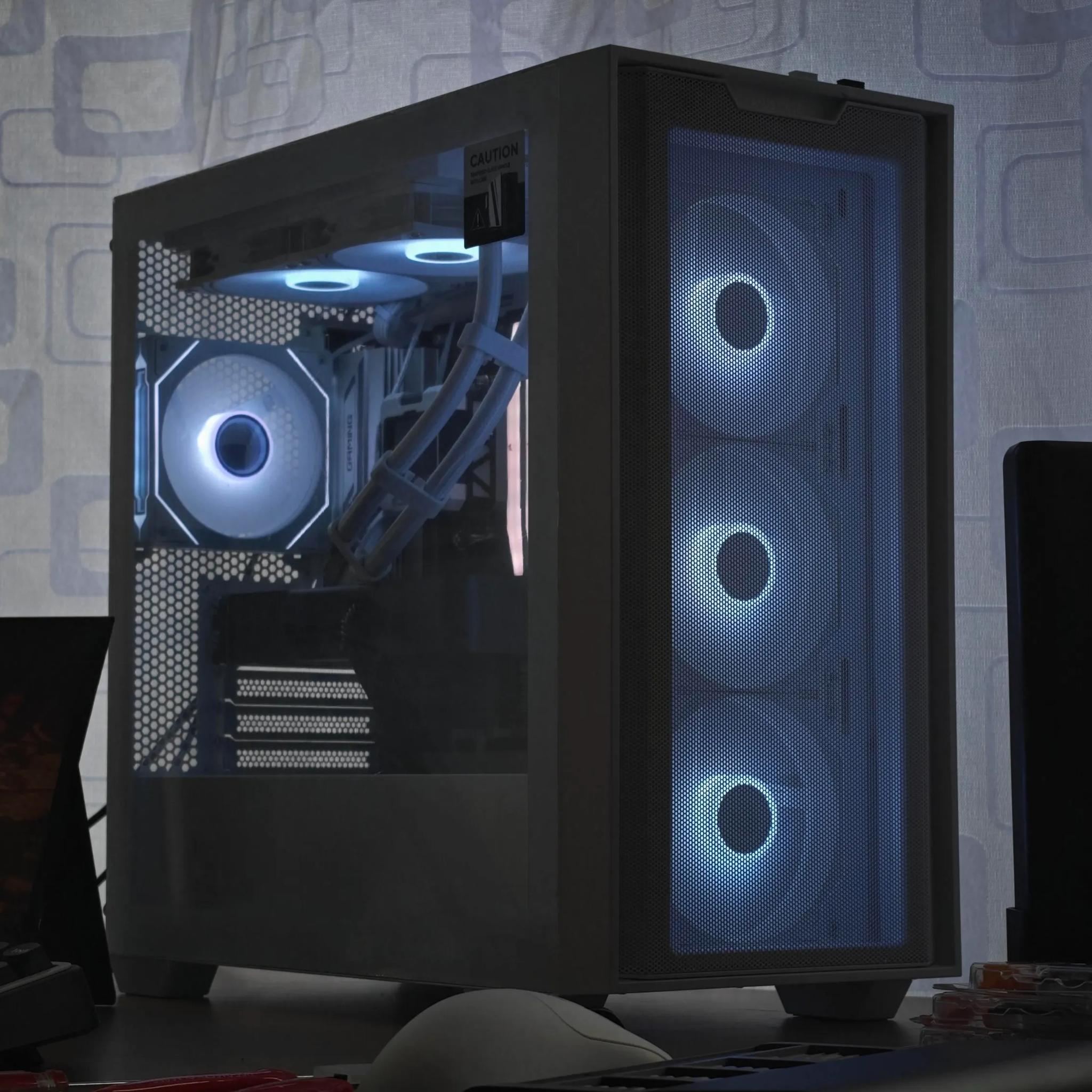 *SALE* Ryzen 7 8700F, RTX 5070 12GB, 2TB NVMe, 32GB DDR5, 2.4" LCD | Custom Gaming PC