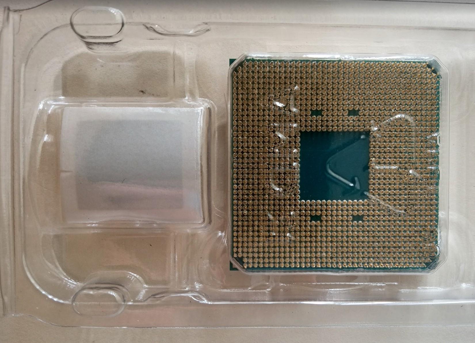 AMD Ryzen 7 3700X