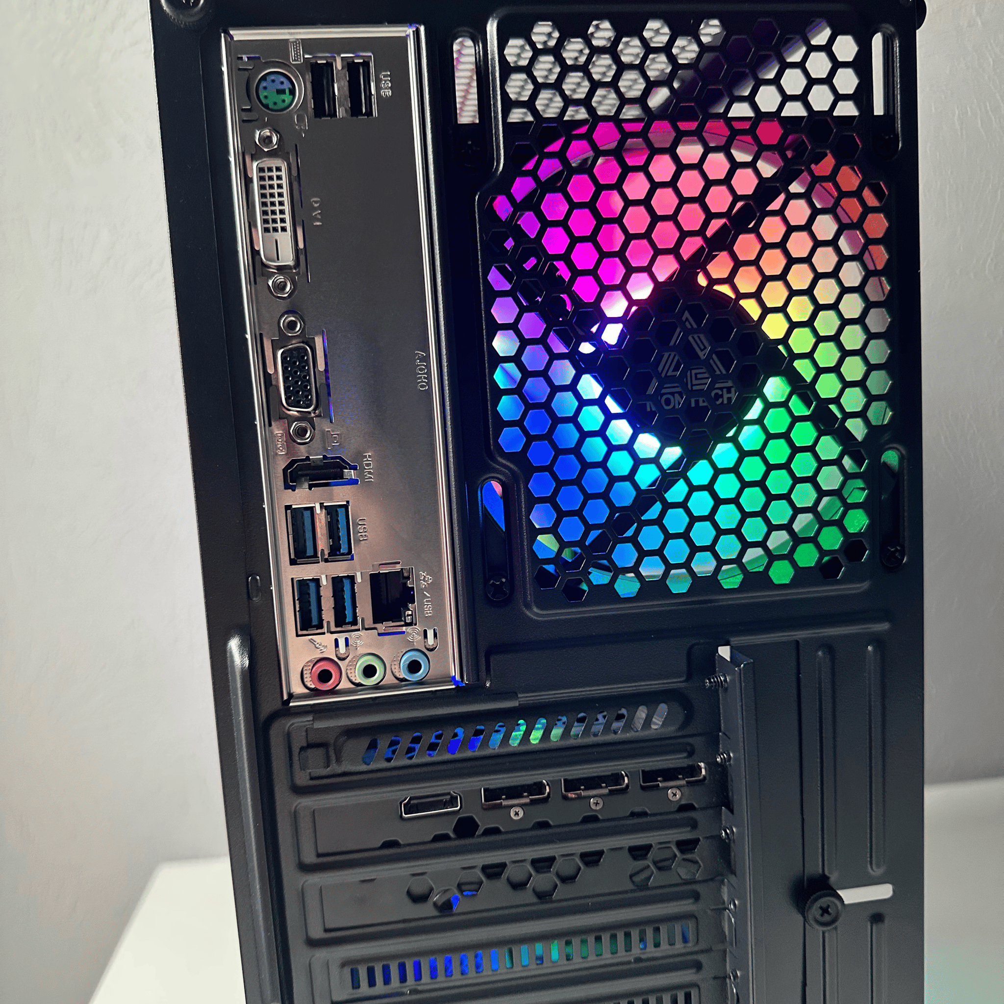 "Lunar" RTX 3060 + Ryzen 5 3600, 16gb RAM Gaming PC