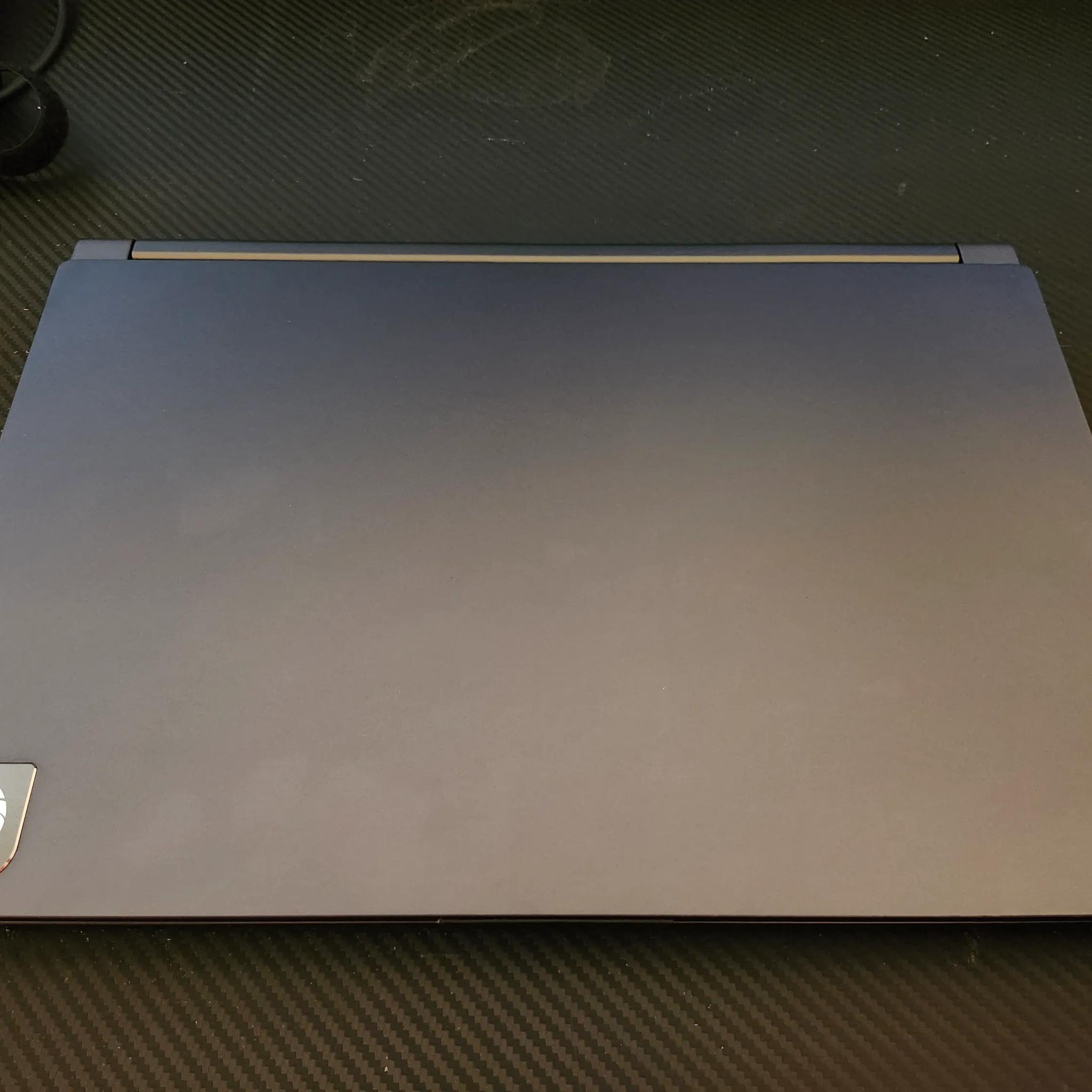 MSI Delta 15 - 5800h RX 6700m