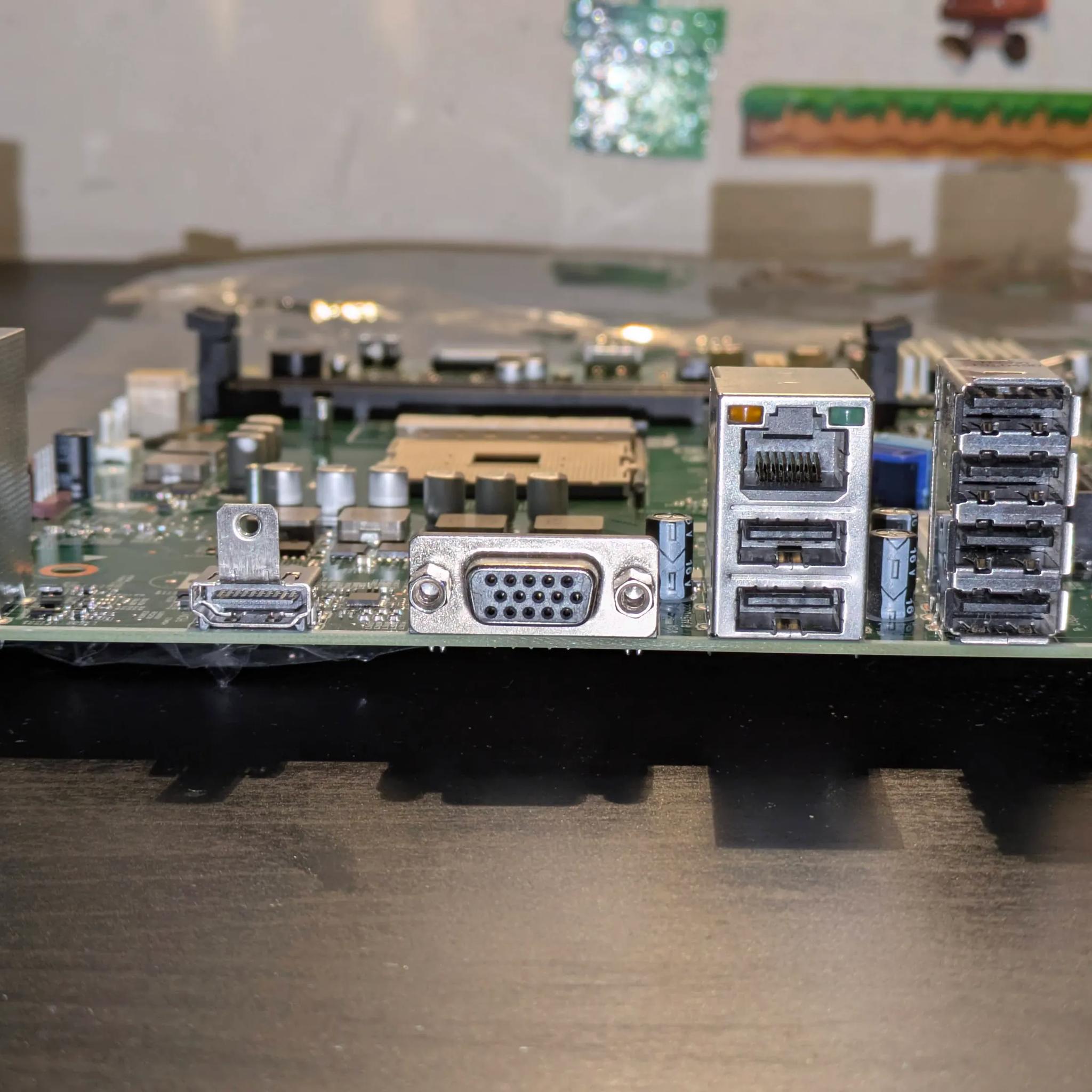 HP Sunflower Motherboard for 1st/2nd Gen Ryzen CPUs (HP Pavilion)