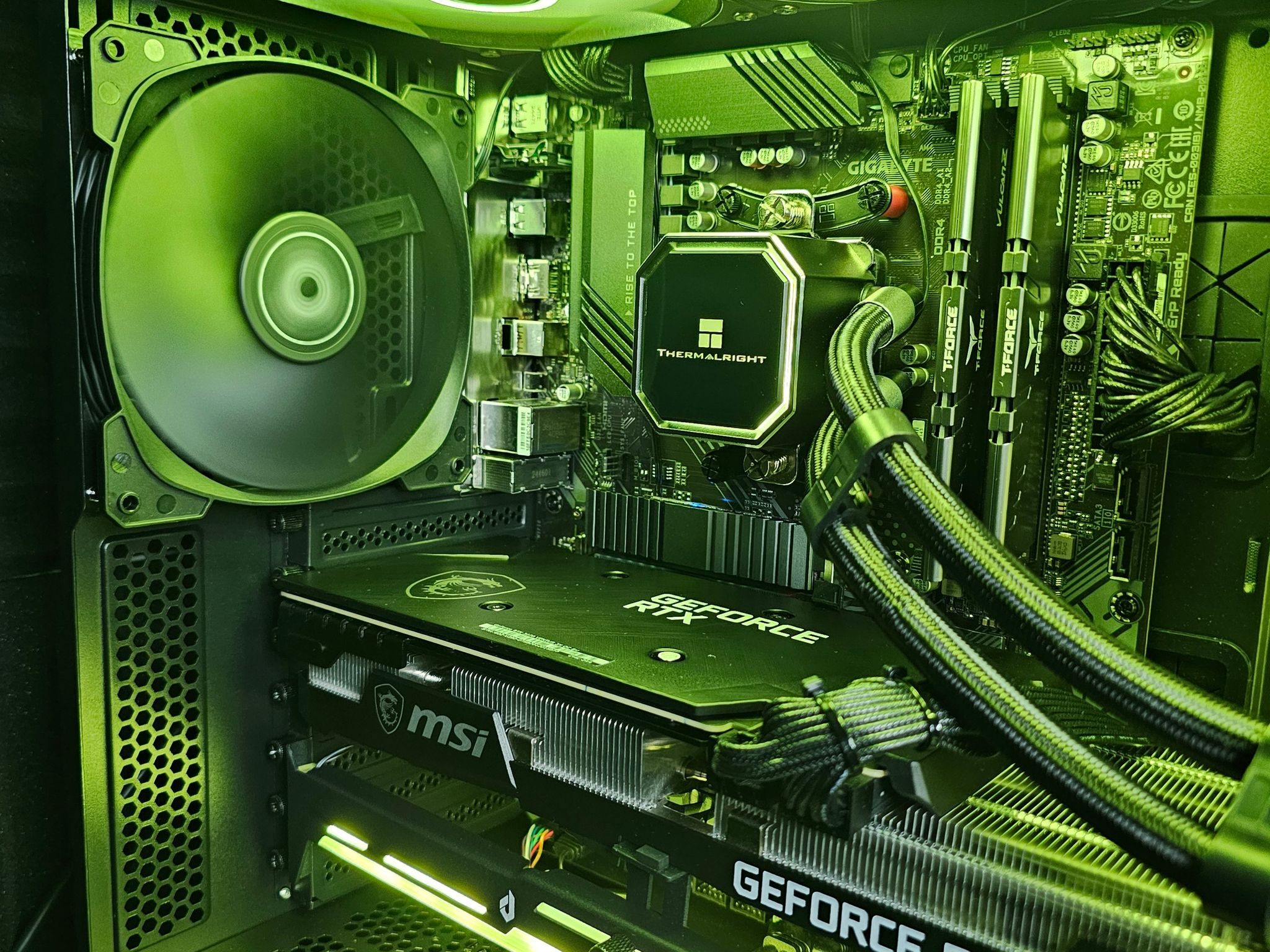 903 Lightup! Ryzen 7 3700X | RTX 3070 | 16GB DDR4 | 1TB SSD | Windows 11 | Gaming PC