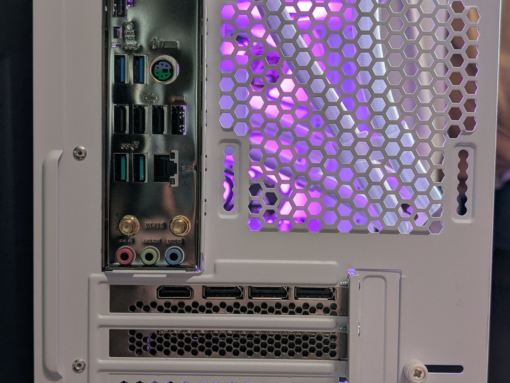 Ryzen 7 7700x | RTX 3080 White Gaming PC