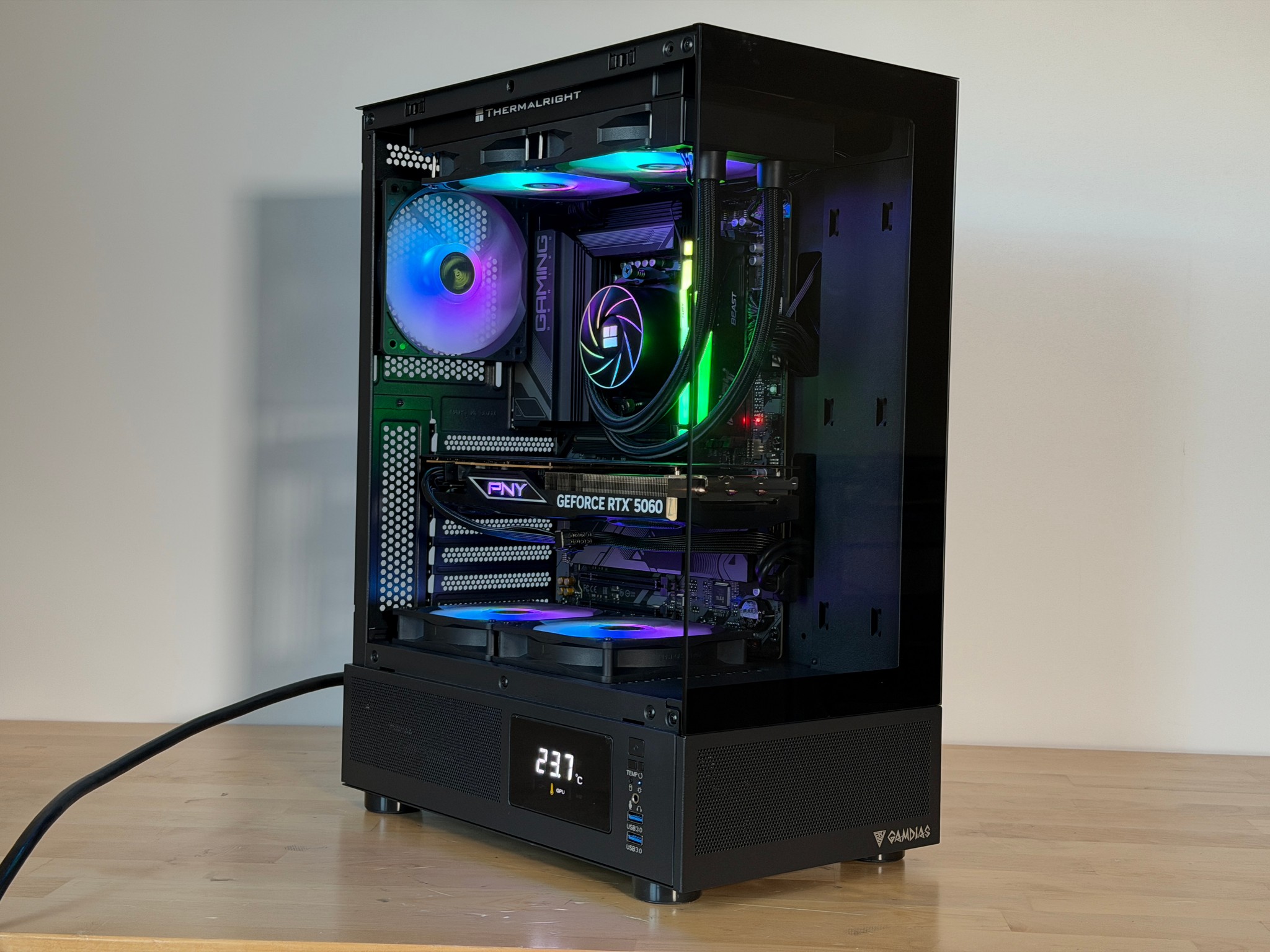 RTX 5060 Ryzen 5 7600x Gaming PC