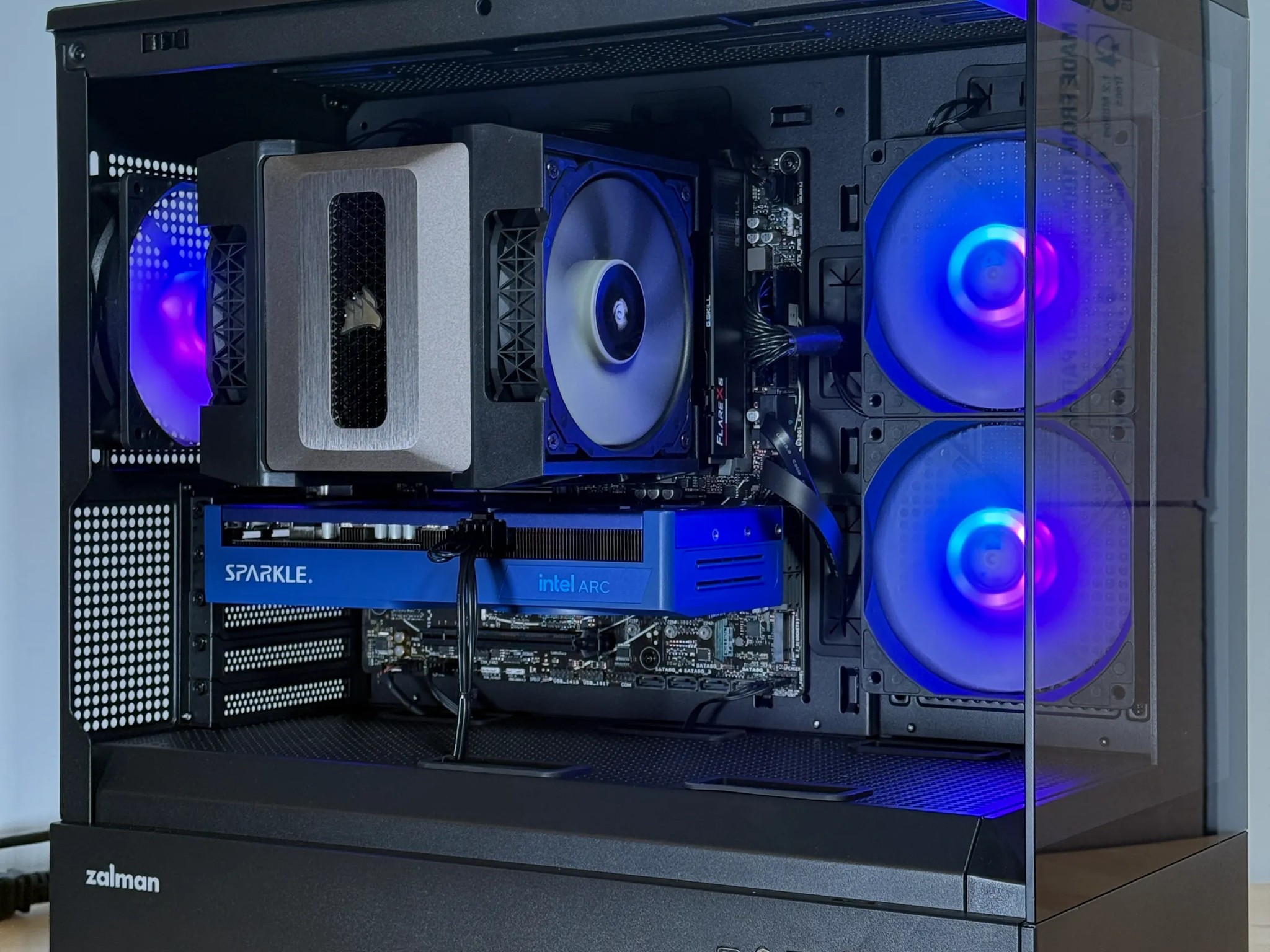 Intel Arc b570 Ryzen 7600 Gaming PC