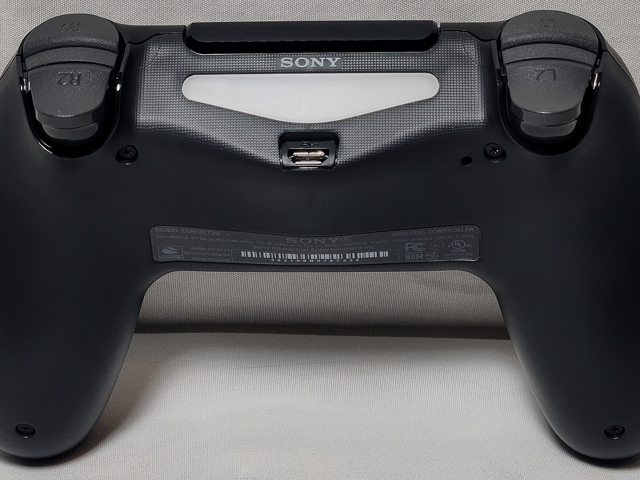Sony Playstation 4 PRO 1TB