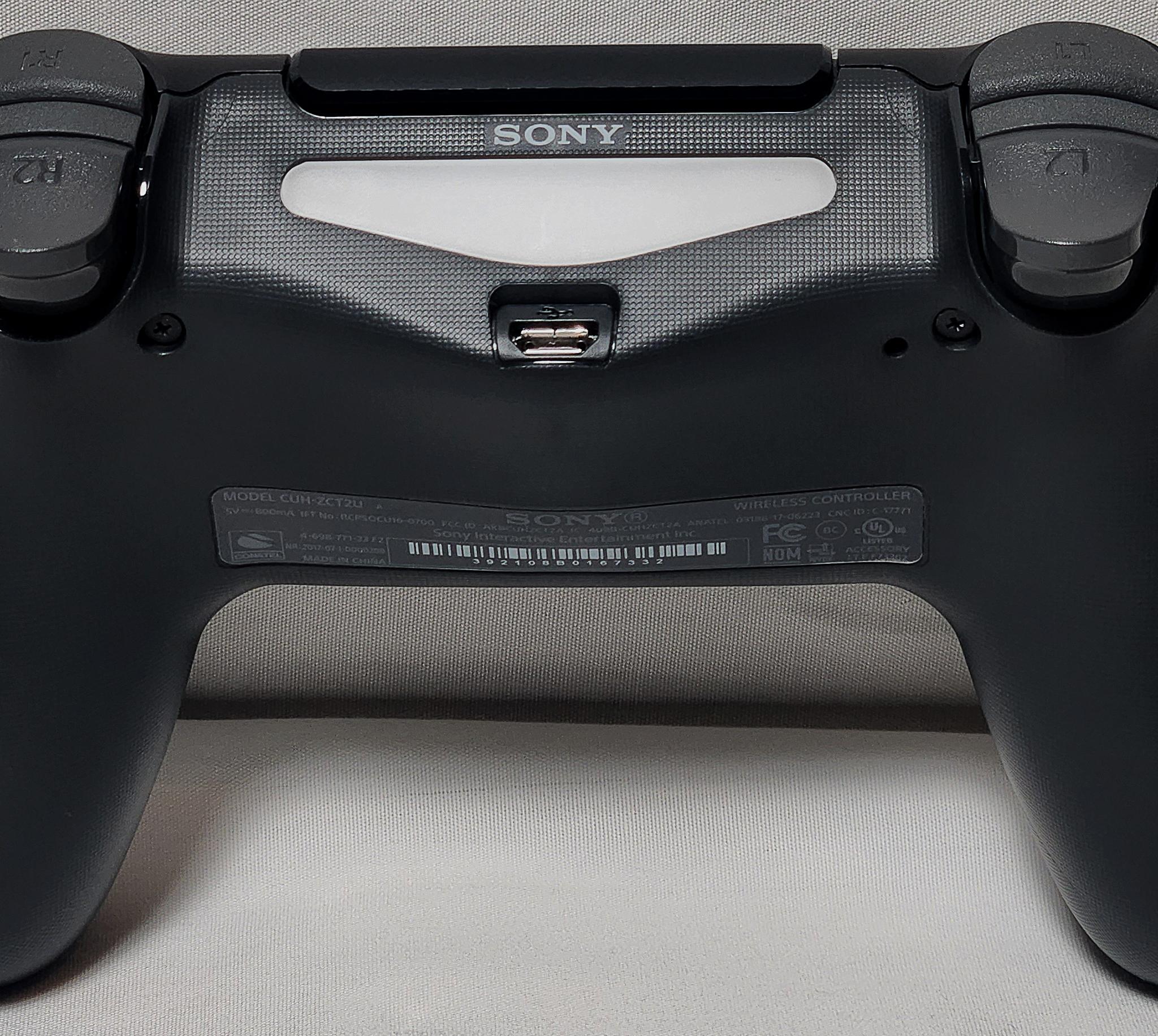 Sony Playstation 4 PRO 1TB