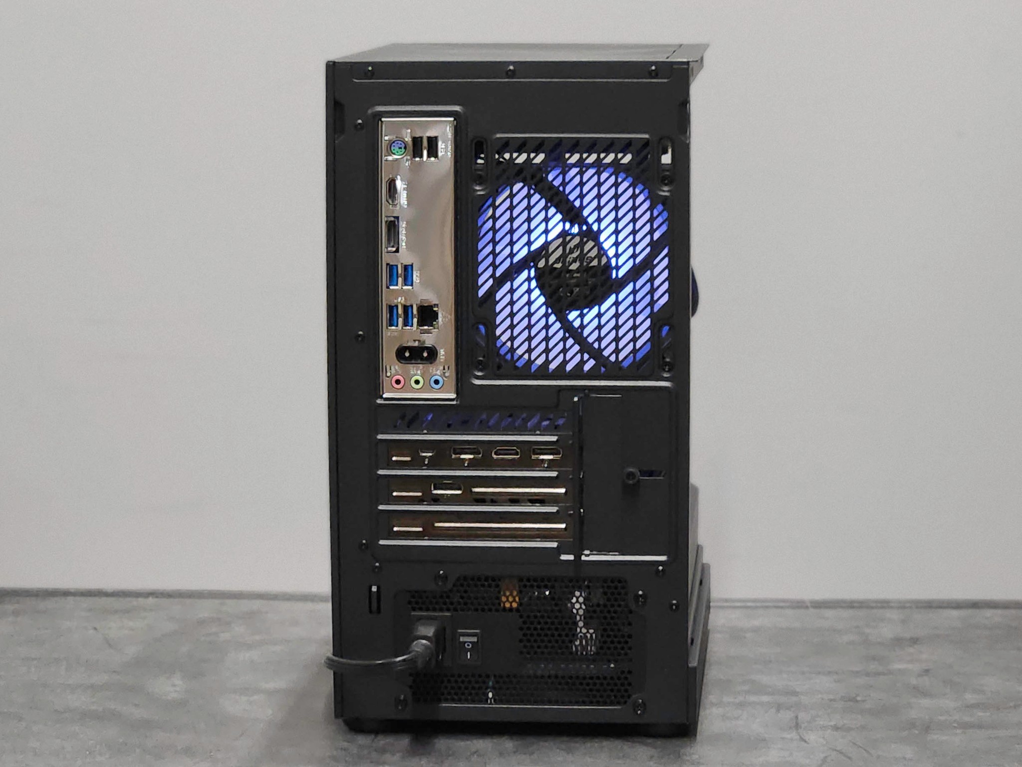 RTX 2080 Super 8GB | Ryzen 5 5600X | 32GB DDR4 | 512GB SSD | Gaming PC