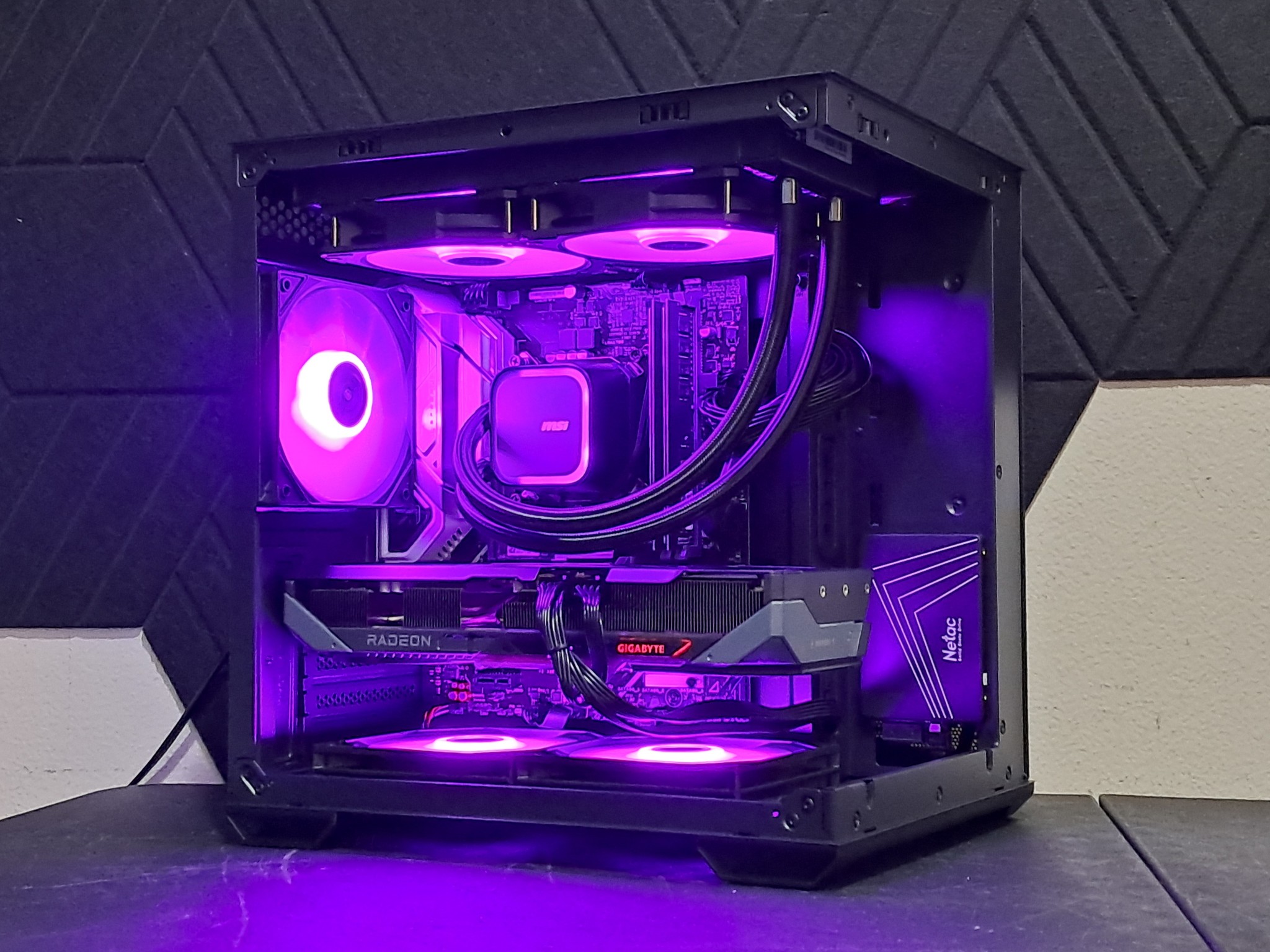 ⛈️1440p Gaming Beast⛈️PCIe 5.0 | RX 9070 GRE | 6-core Intel | WiFi!