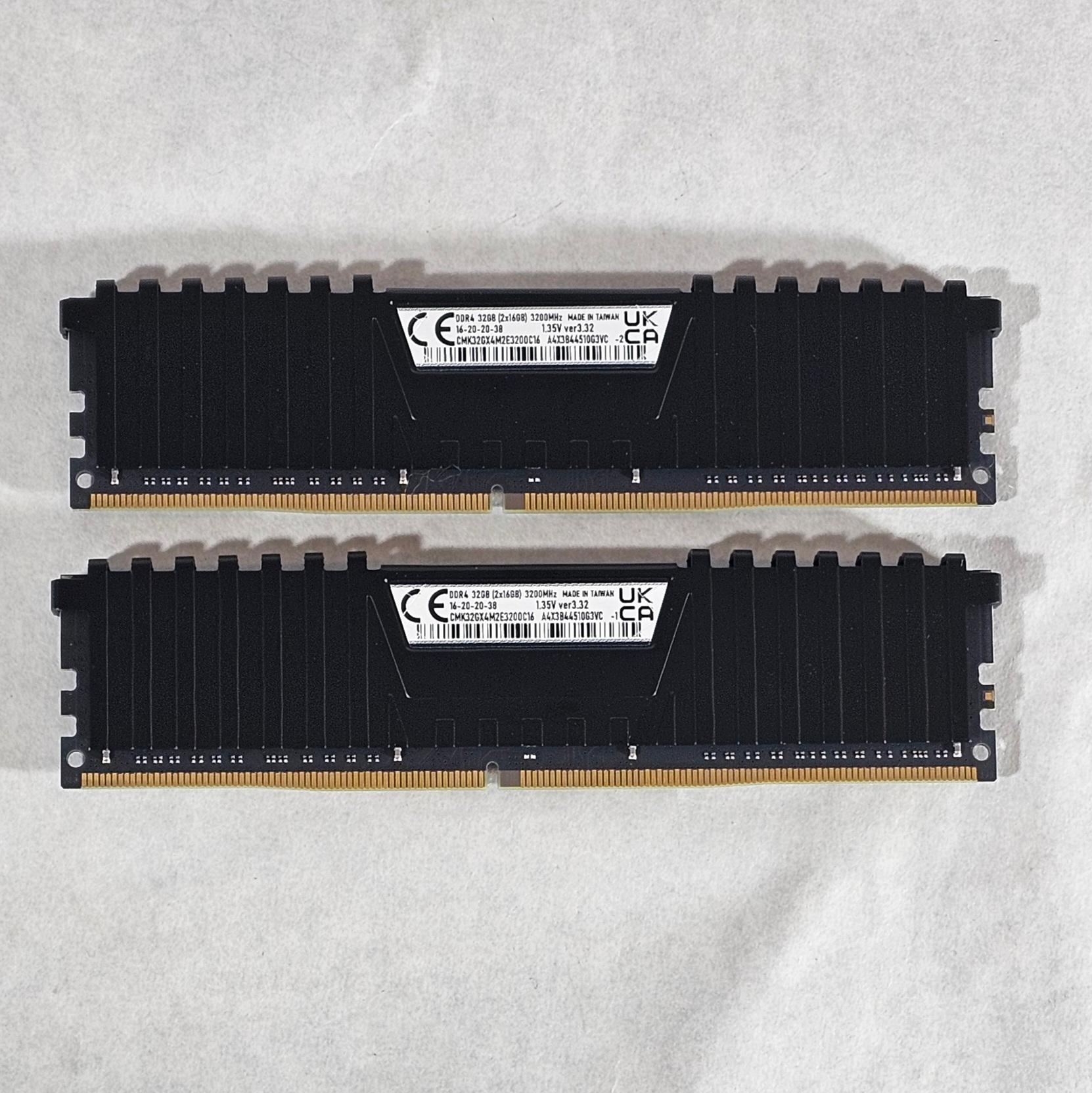 32GB DDR4 (2x16GB) CL16 3200MHz Corsair Vengeance LPX