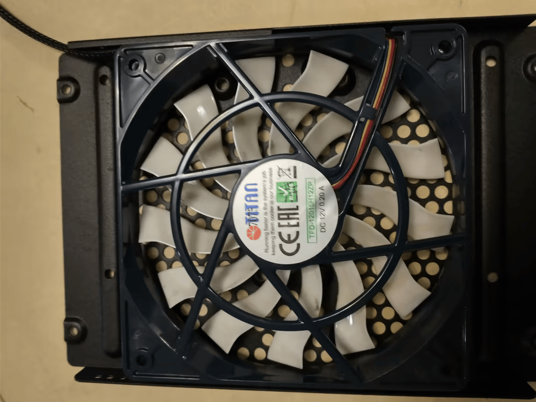 ITX Combo: Silverstone MLO5, Sfx 300w, 2x80mm be quiet fans
