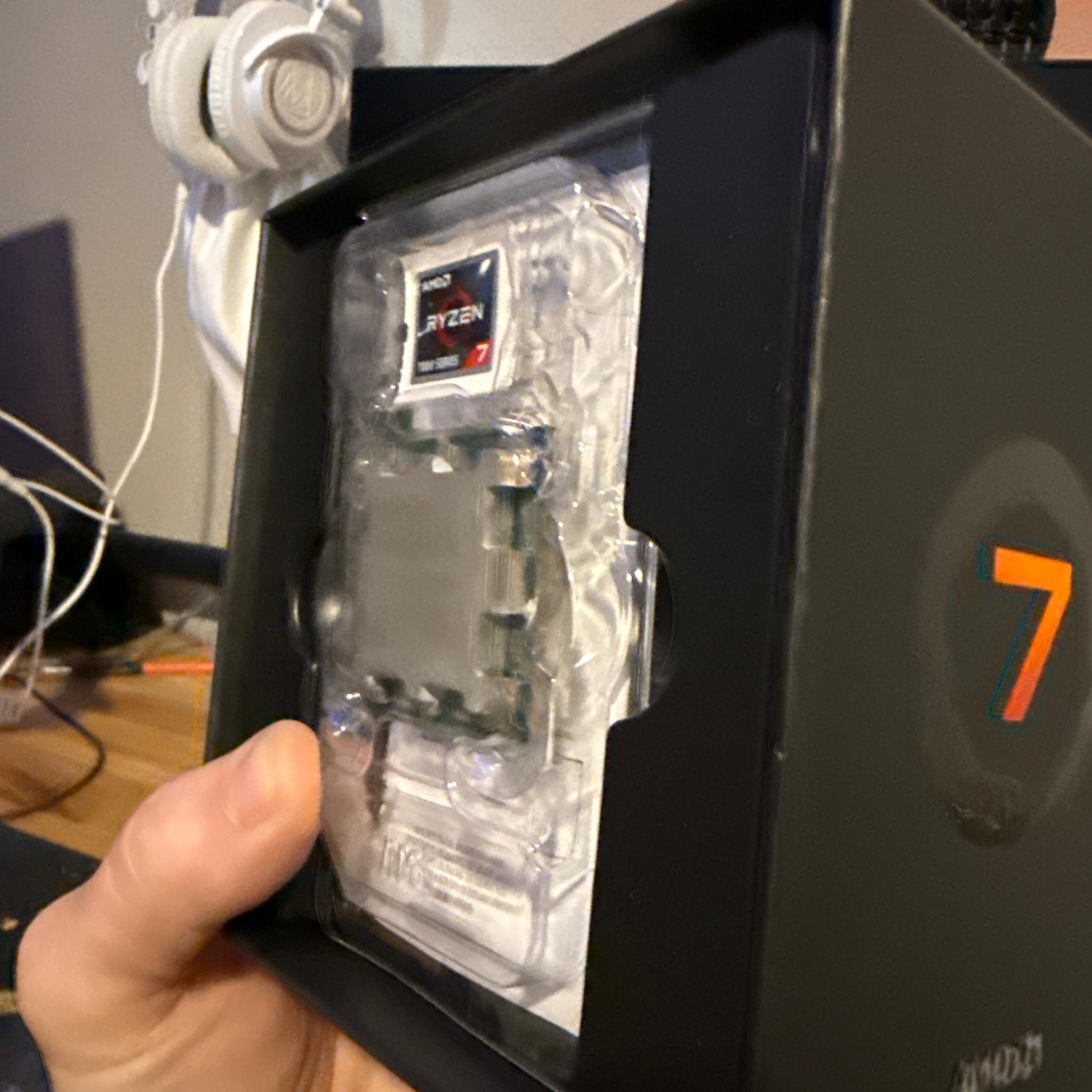 AMD Ryzen 7 7800X3D