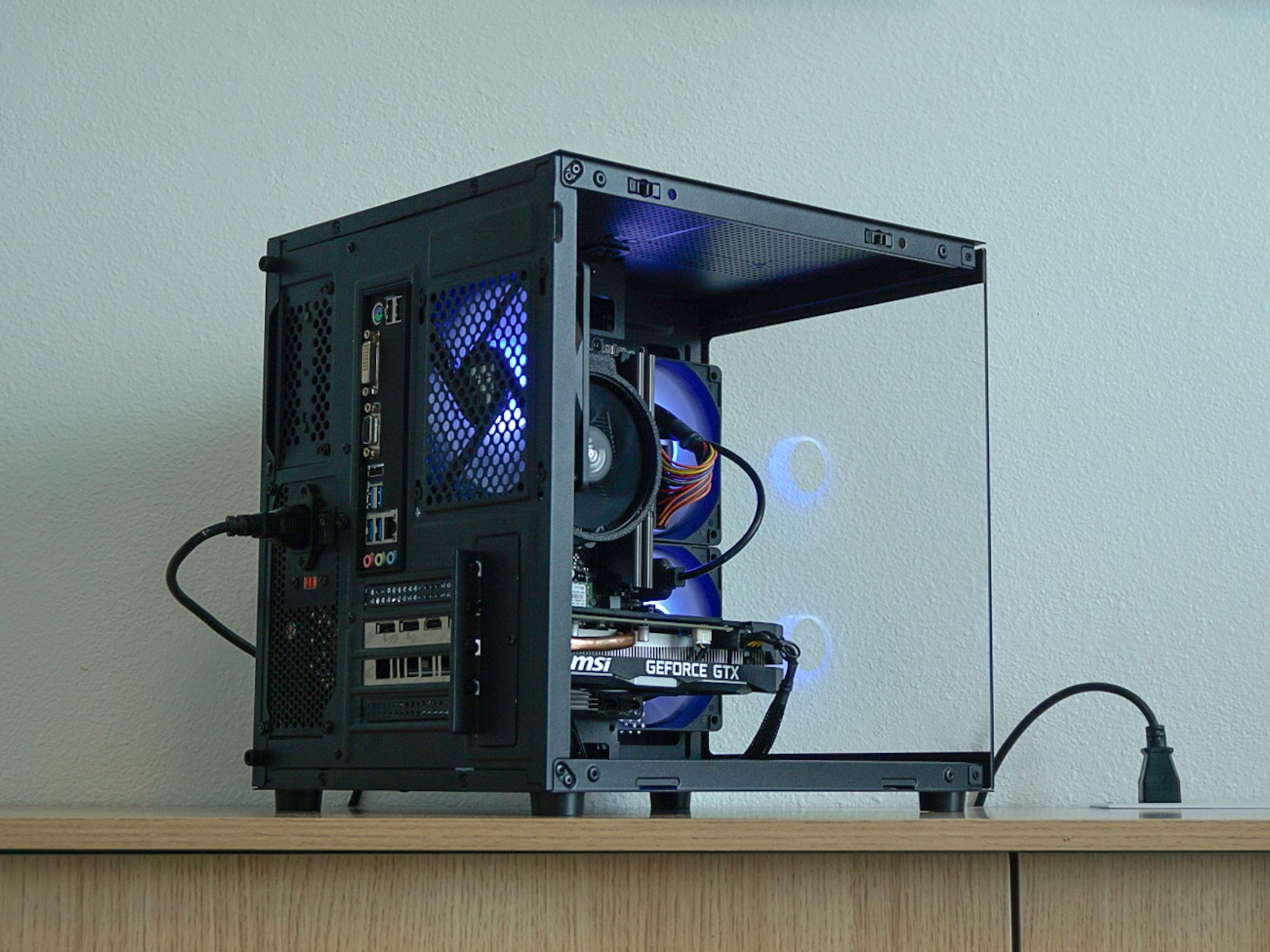 R7S - Ryzen 7 2700X / GTX 1660 Super 6GB / 16GB RAM DDR4 / 768GB Storage - Gaming PC 🚄FREE SHIP