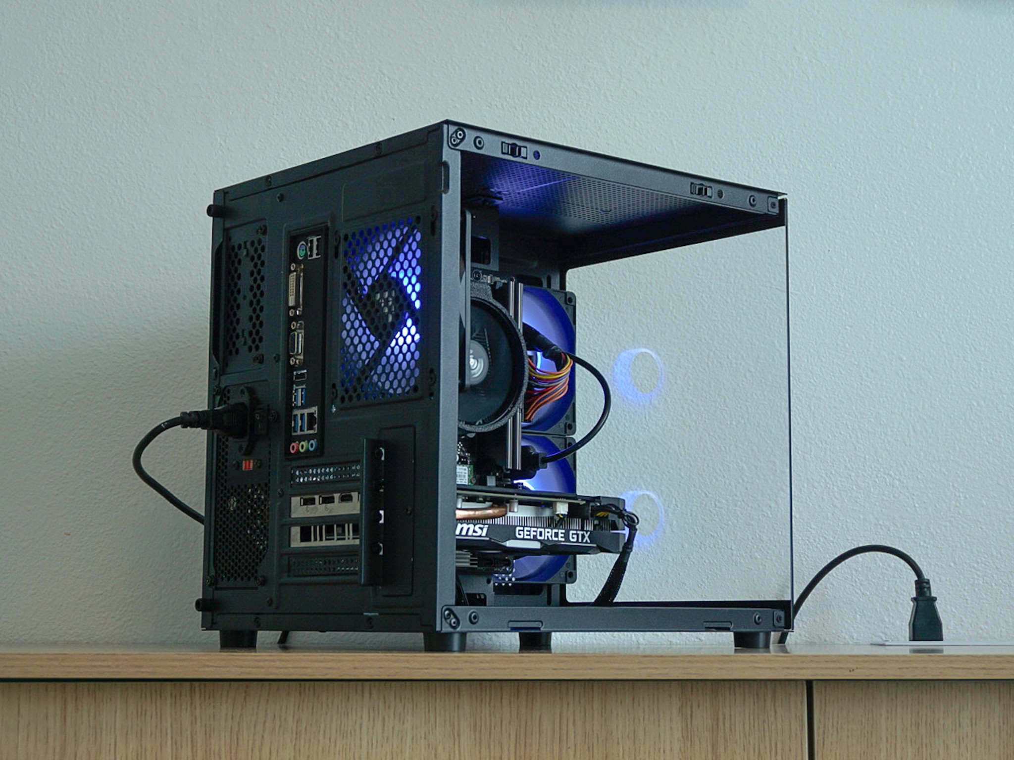 R7S - Ryzen 7 2700X / GTX 1660 Super 6GB / 16GB RAM DDR4 / 768GB Storage - Gaming PC 🚄FREE SHIP