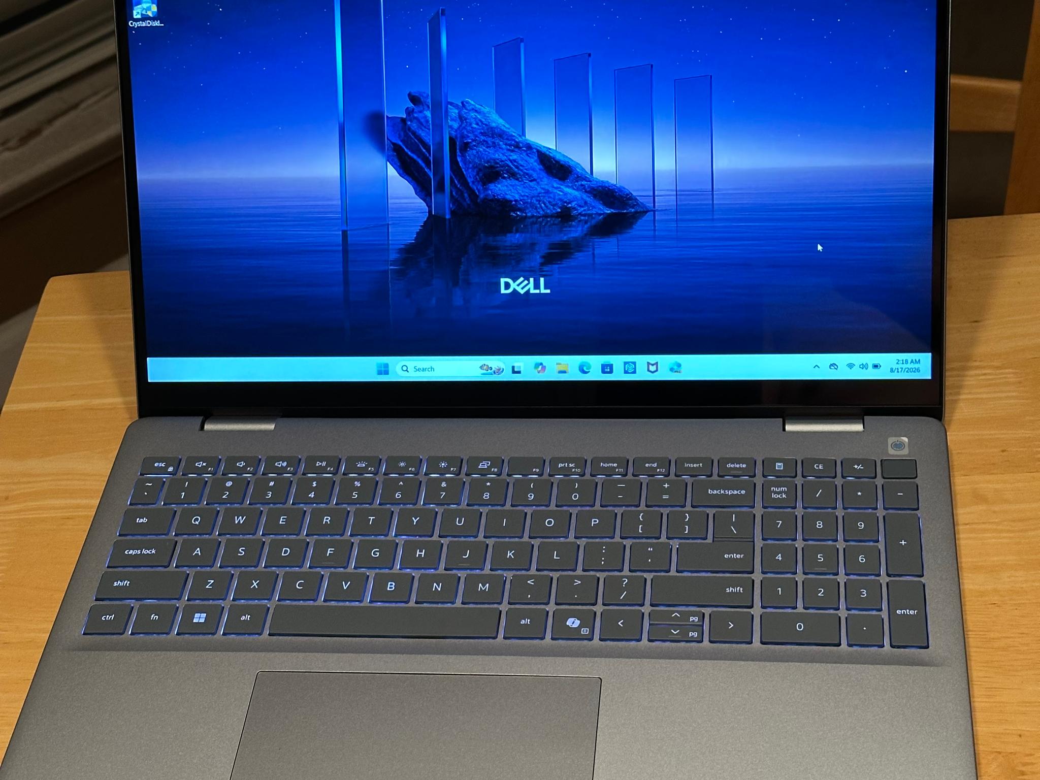 Dell - Plus 16" 2K 2-in-1 Touchscreen Laptop - Intel Core Ultra 7 256V - 16GB RAM - 1TB Storage