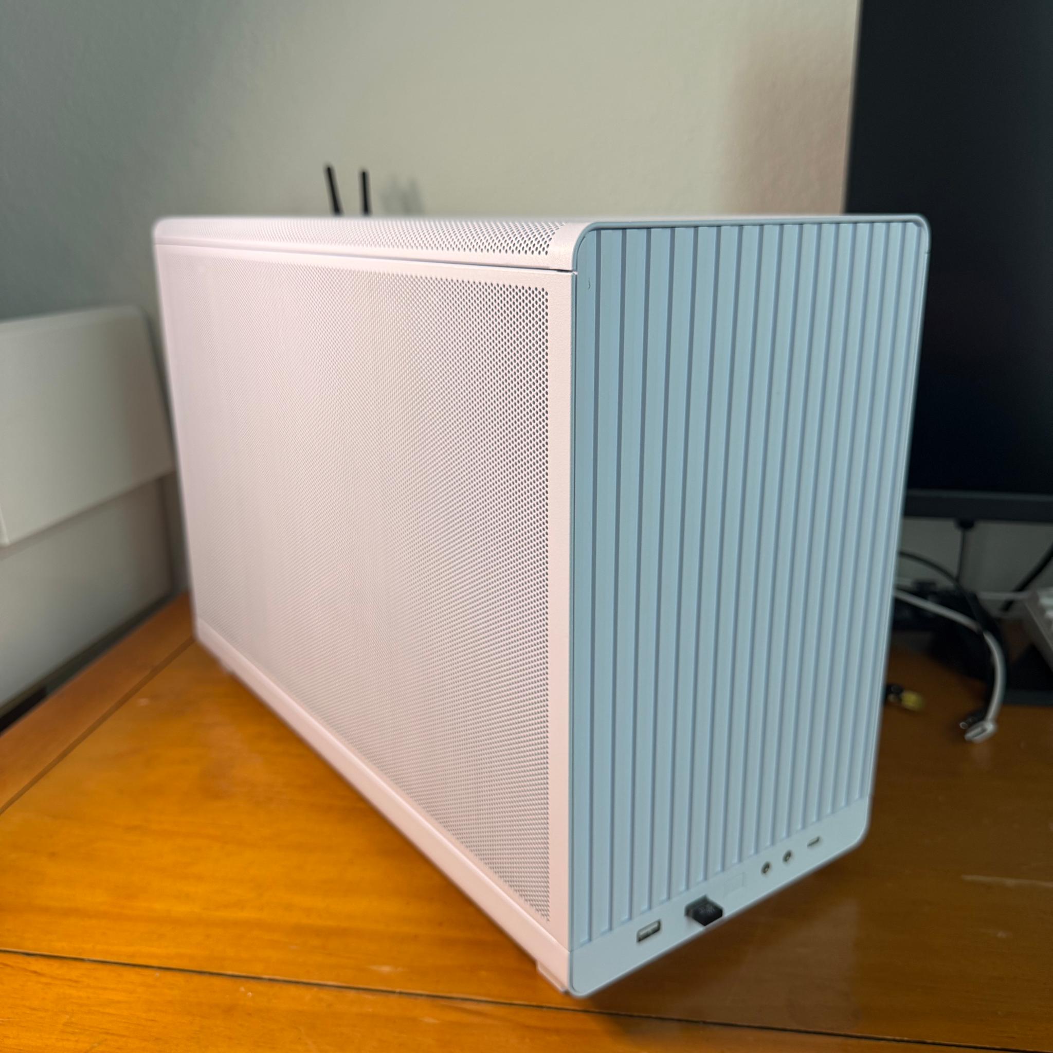 AMD Ryzen 5 9600X | Radeon RX 9060 XT 16GB | 16GB DDR5-6000 | 1TB NVMe | Liquid Cooled | WiFi 6E