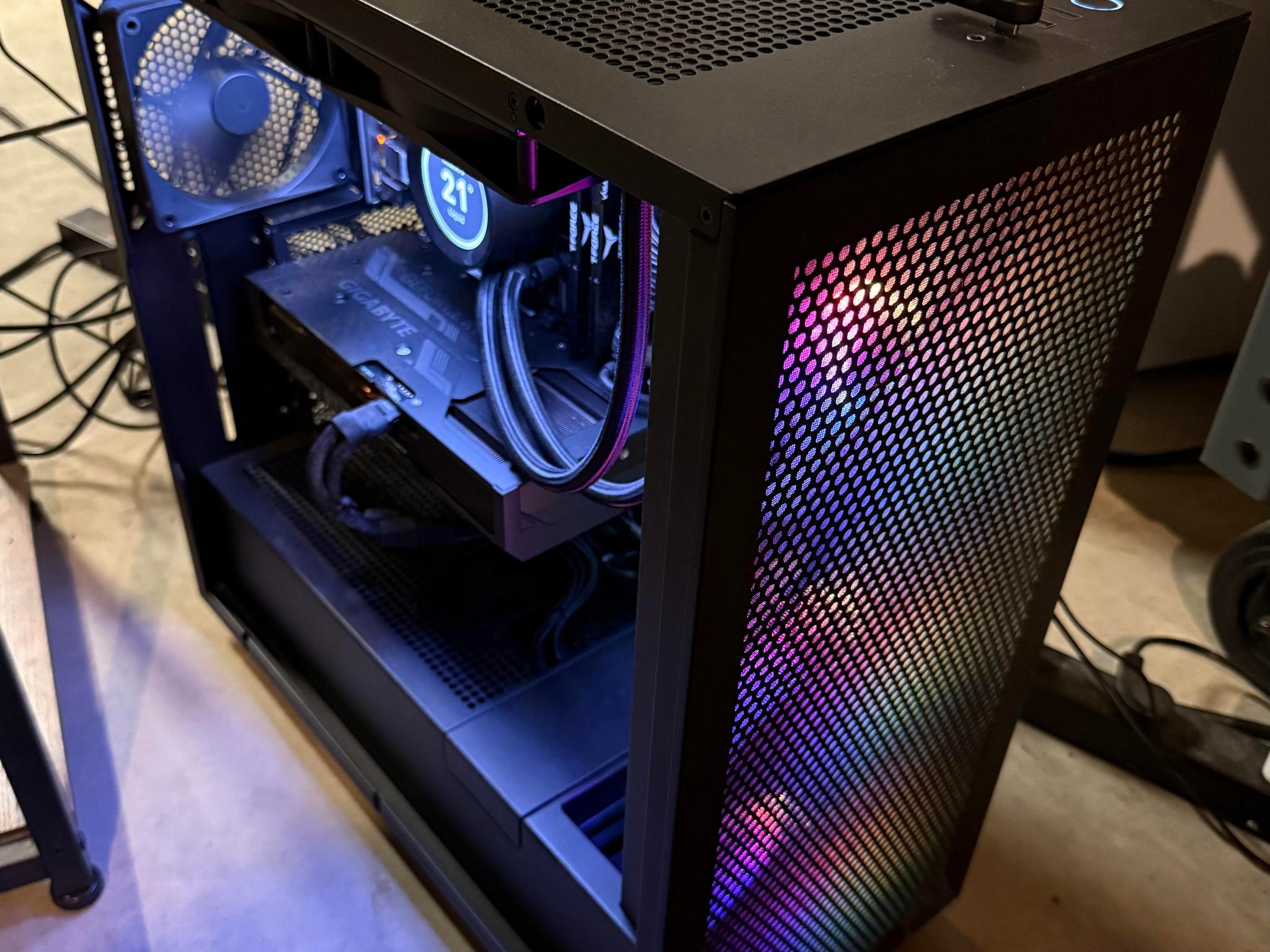 NZXT player 2 prime gaming pc