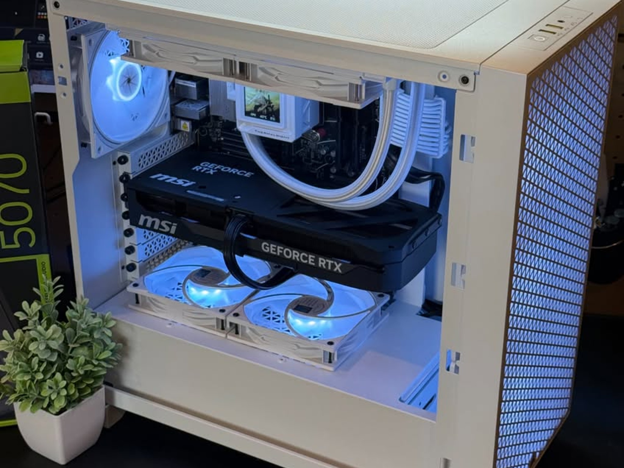 Ultra Gaming PC | RTX 5070 | Ryzen 9 7900x | 32GB DDR5 RAM | 1TB | Windows 11