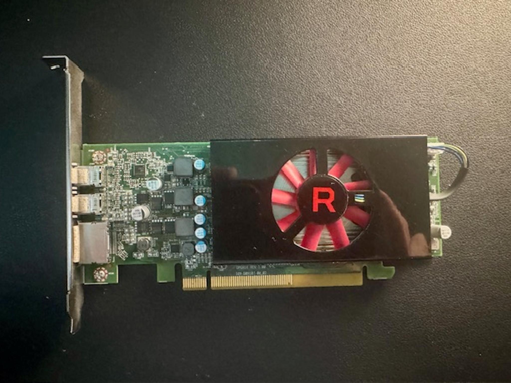 Dell / AMD Radeon RX 550 (D091) – 4GB GDDR5 – Tested & Working