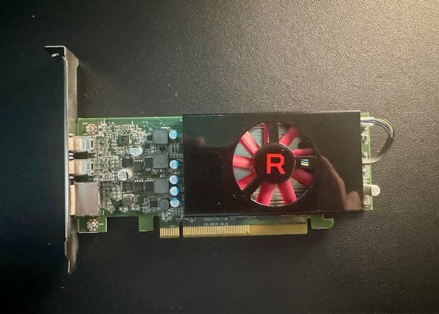 Dell / AMD Radeon RX 550 (D091) – 4GB GDDR5 – Tested & Working