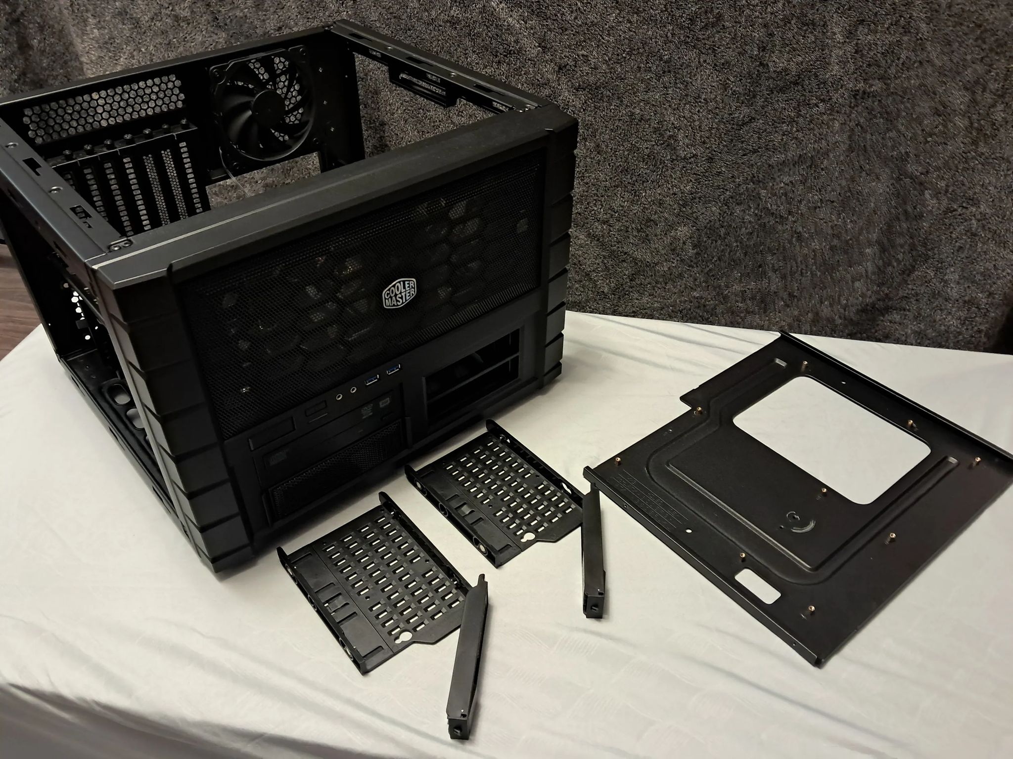 Cooler Master HAF XB EVO High Airflow LAN Box
