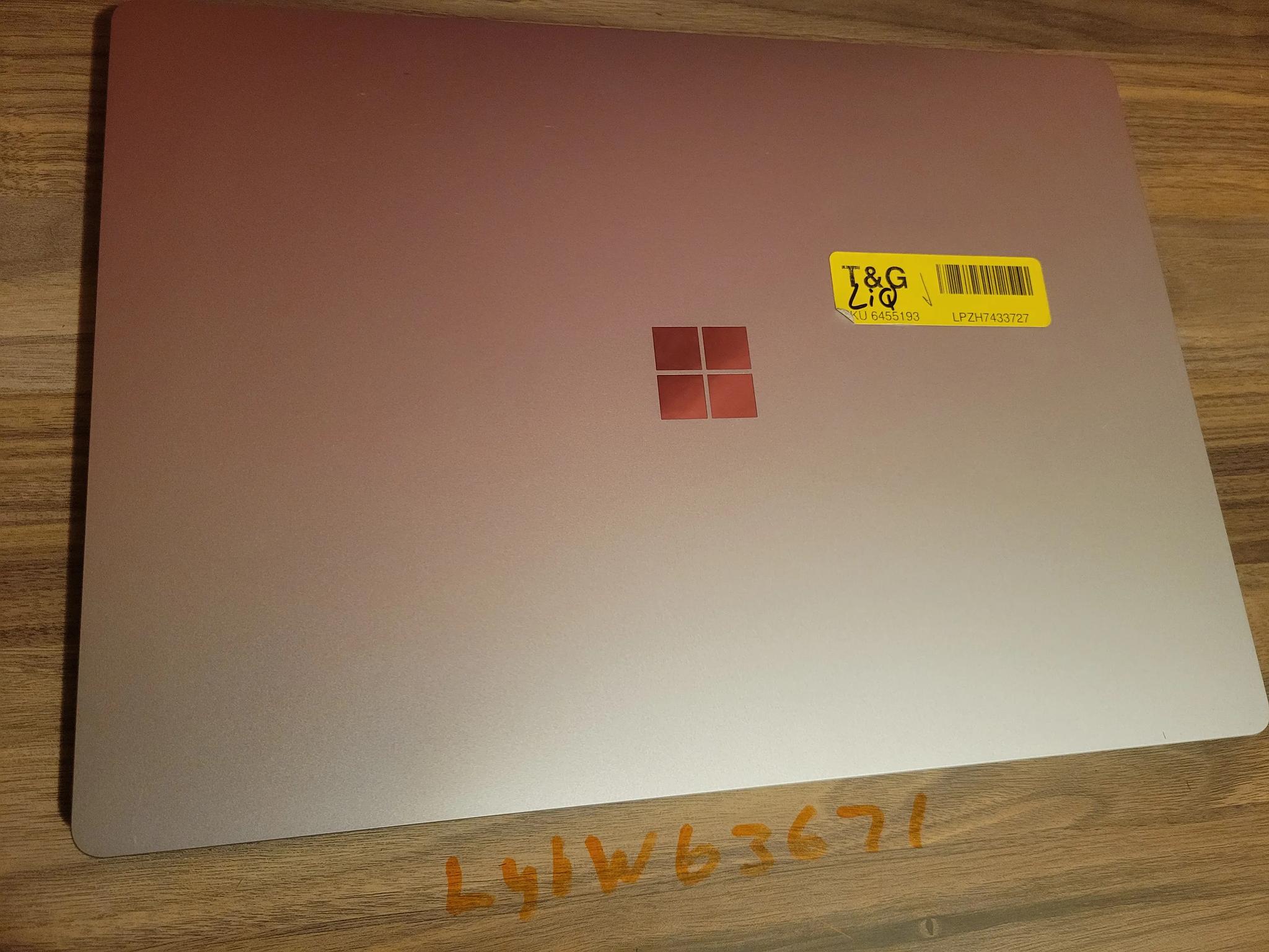 Microsoft Surface Laptop 4 - Ryzen 7 - 256gb - 15" touch screen