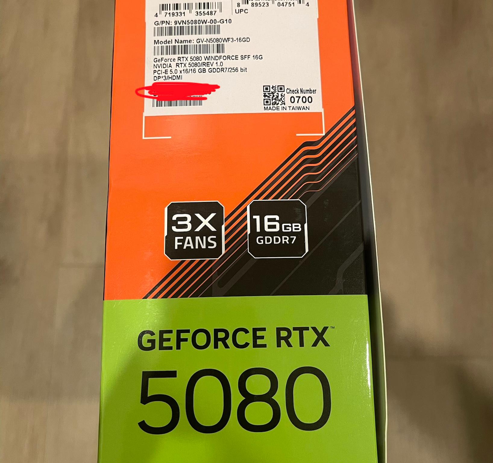 GIGABYTE GeForce RTX 5080 WINDFORCE SFF 16G