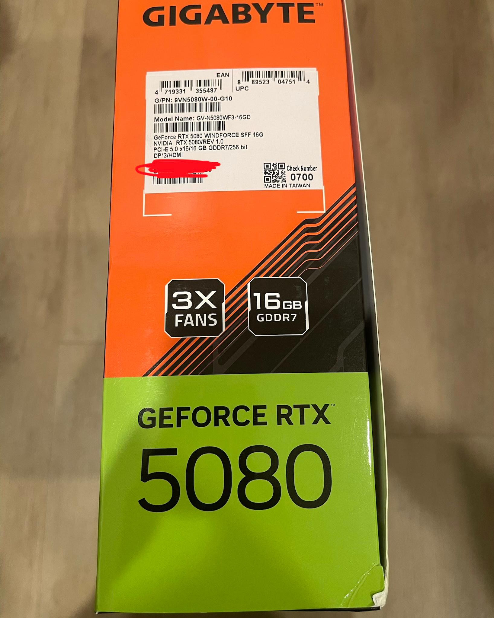 GIGABYTE GeForce RTX 5080 WINDFORCE SFF 16G