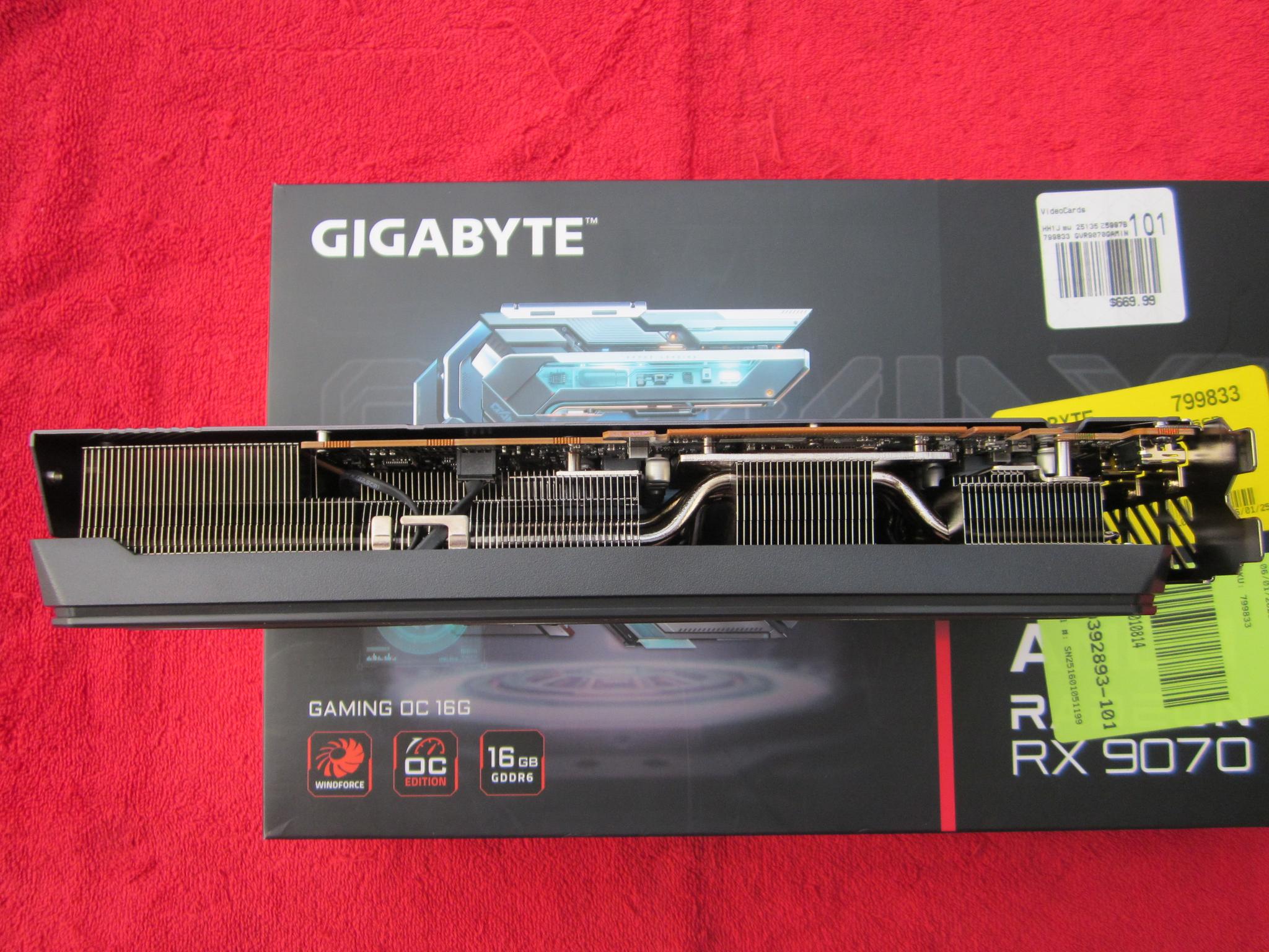 Gigabyte Radeon RX 9070 Gaming Overclocked 16Gb